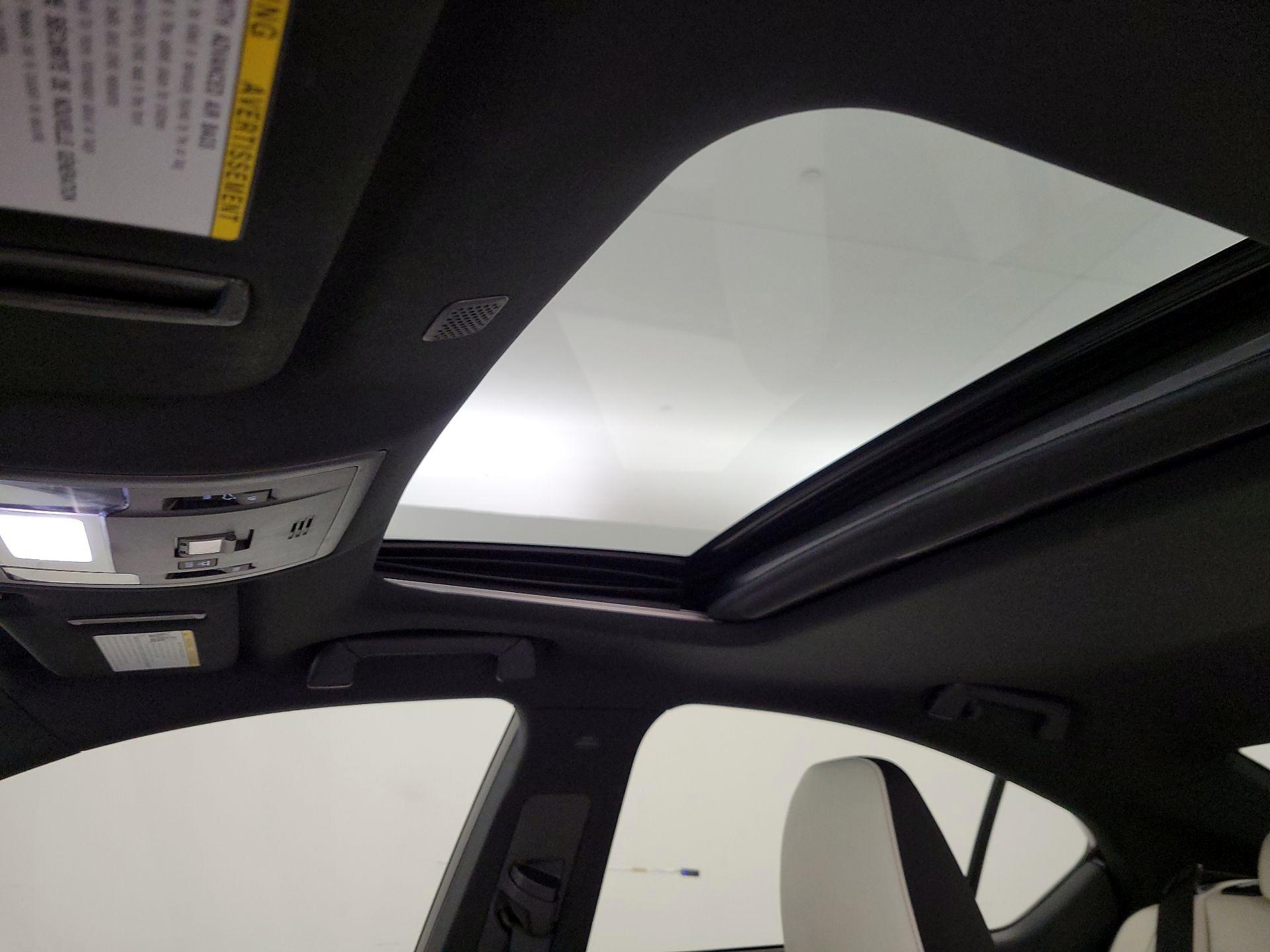 Thumbnail: 2022 Lexus IS - 19