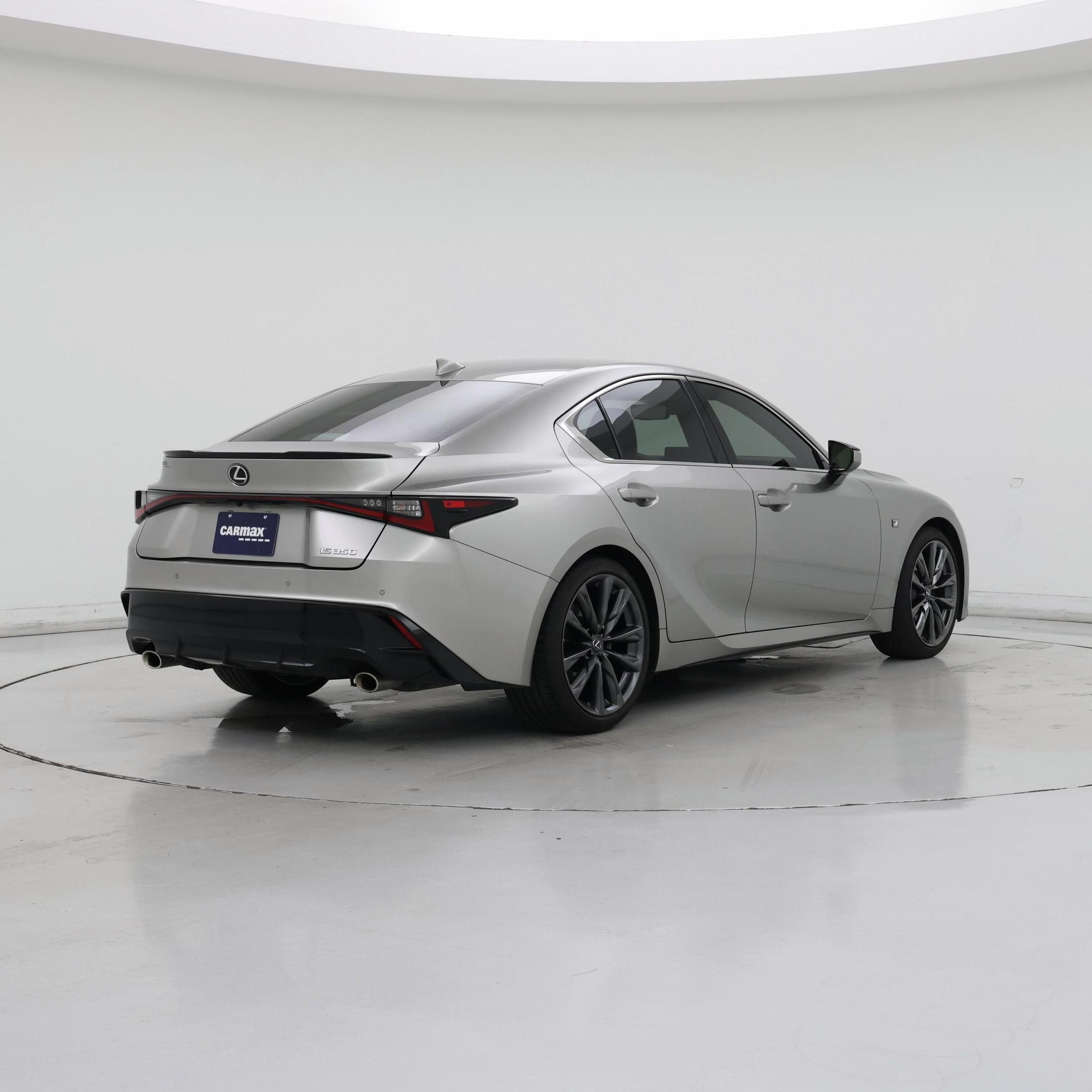 Thumbnail: 2022 Lexus IS - 8