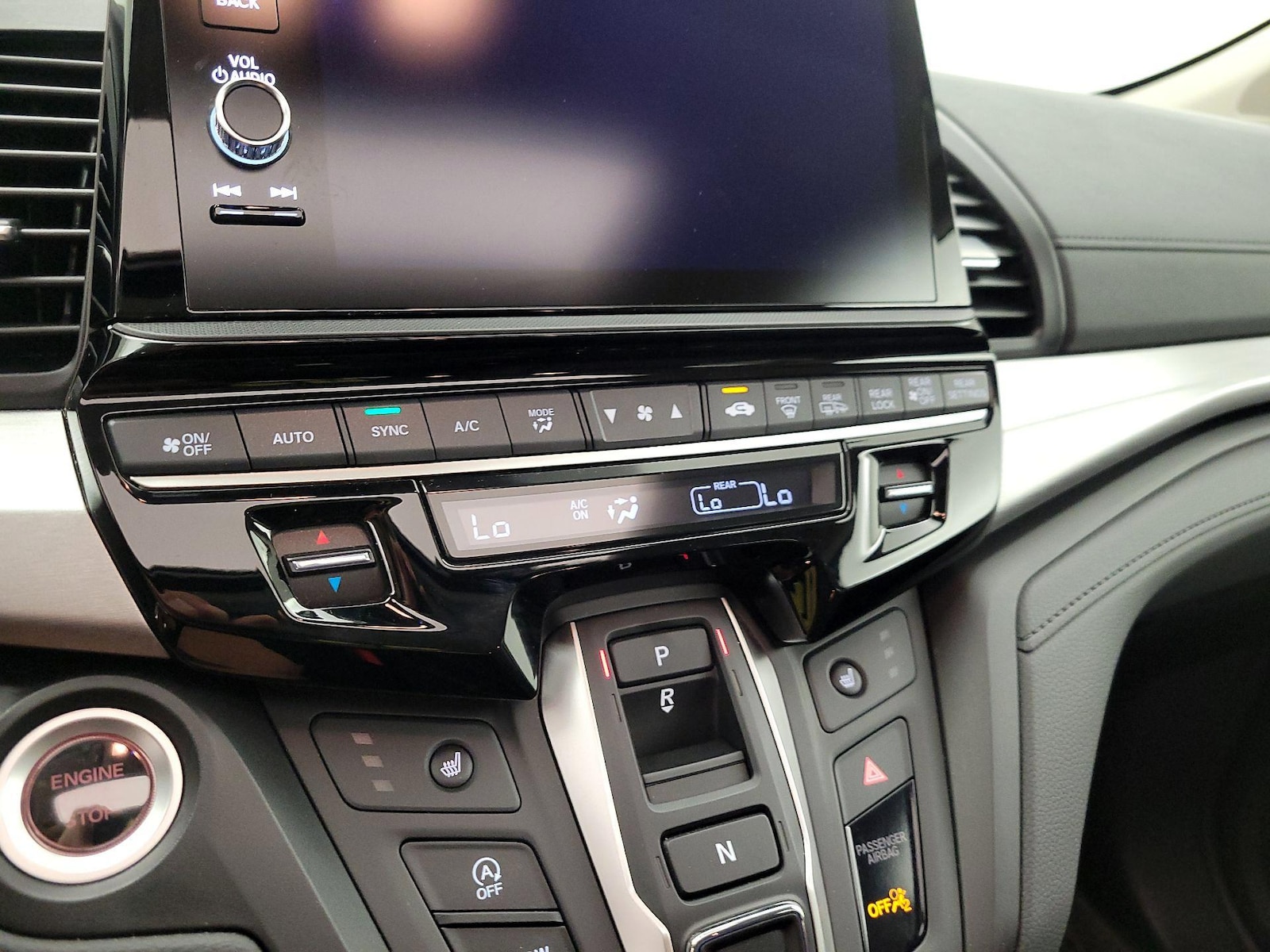 2026 Honda Odyssey EX-L - Photo 17