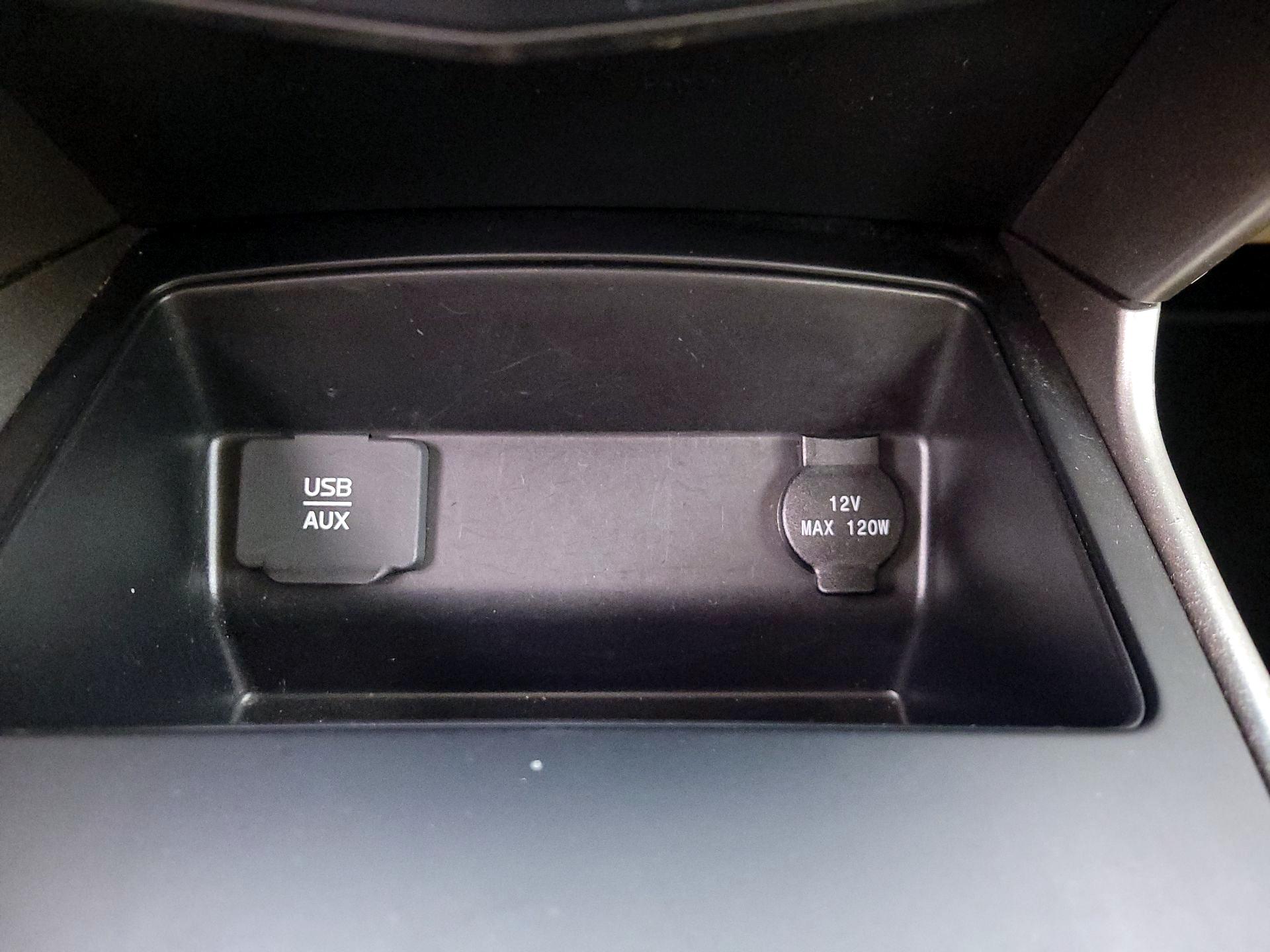 Thumbnail: 2015 Nissan Altima - 18