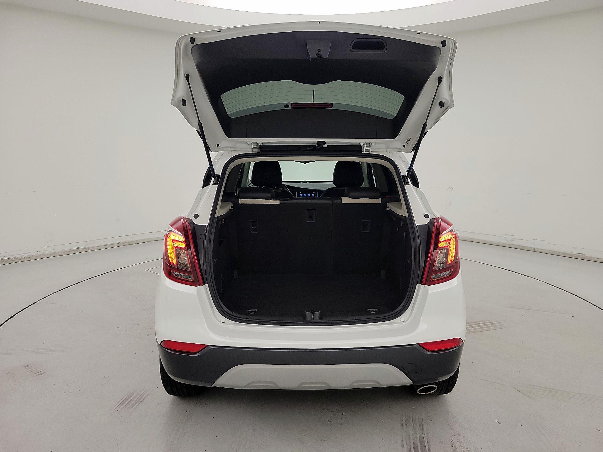 Thumbnail: 2018 Buick Encore - 20