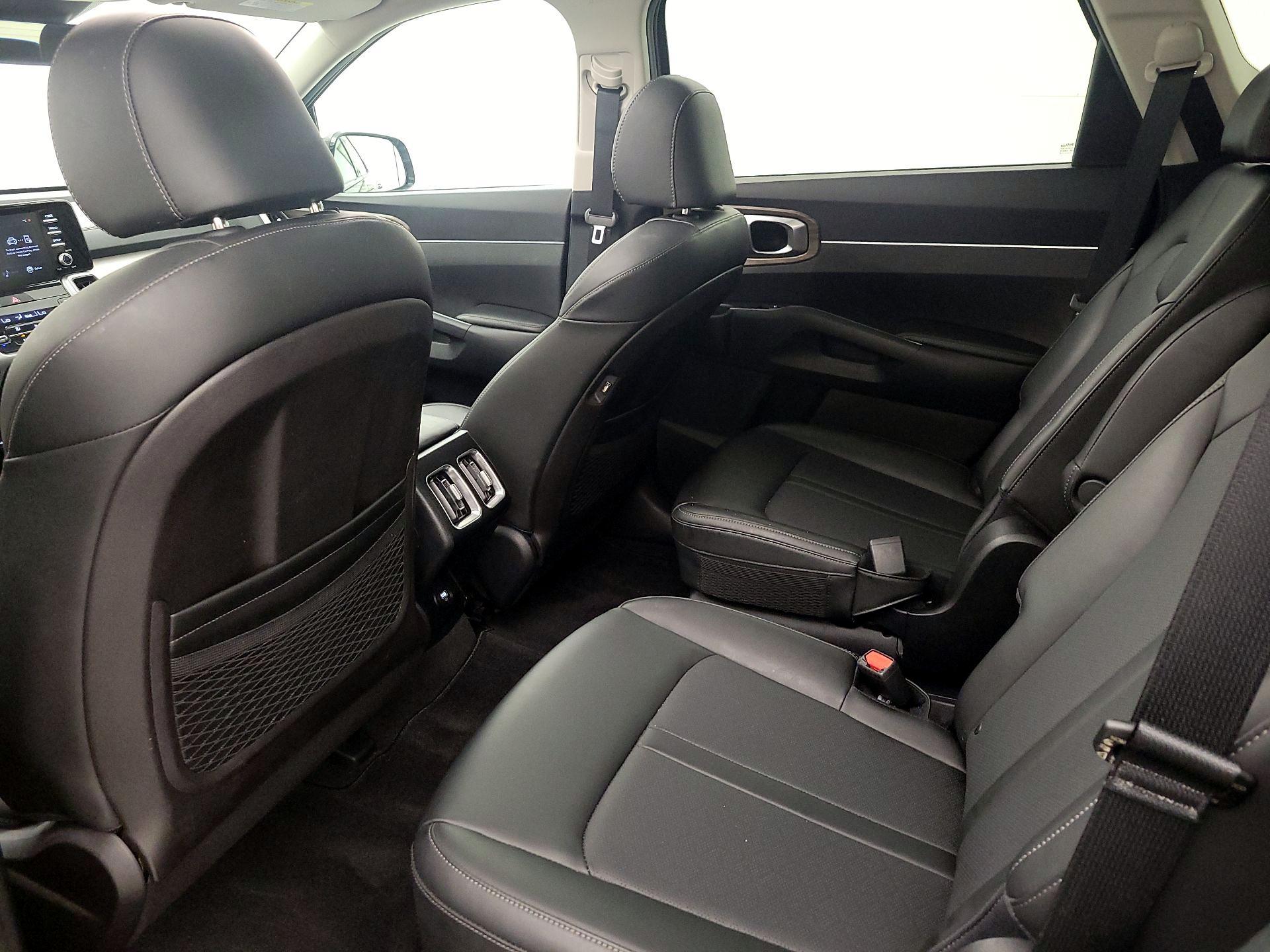 Thumbnail: 2021 Kia Sorento - 20