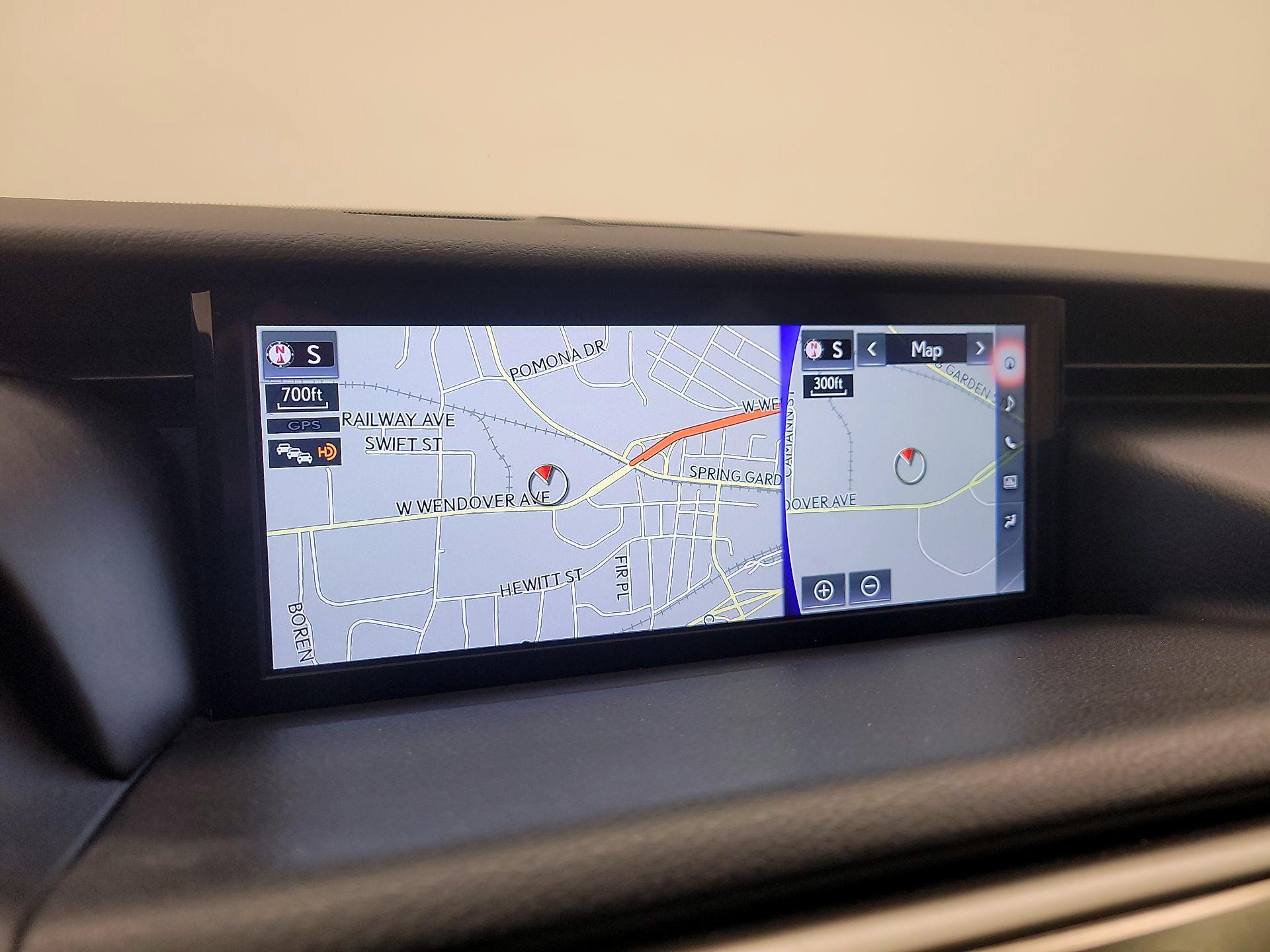 Thumbnail: 2018 Lexus IS - 14