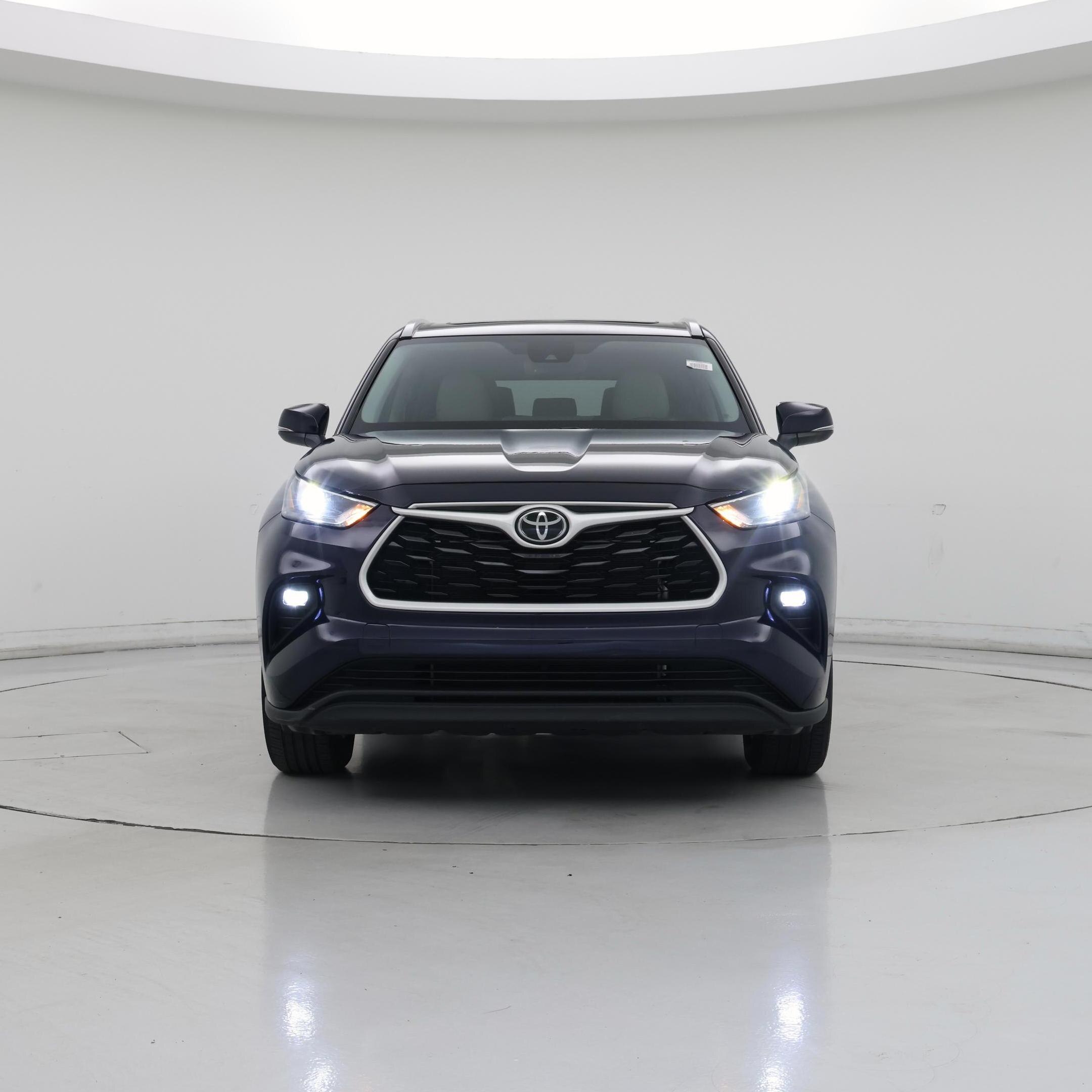Thumbnail: 2023 Toyota Highlander - 5