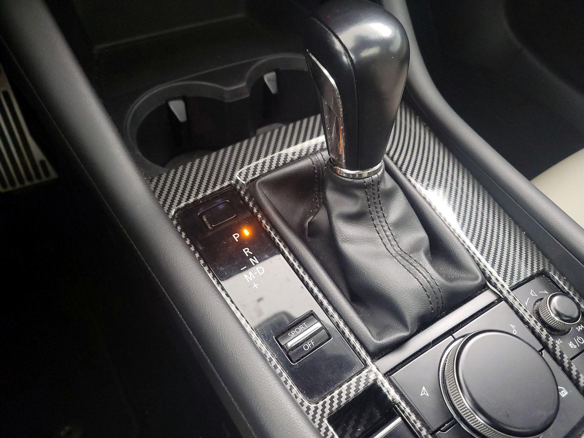 Thumbnail: 2021 Mazda Mazda3 - 17