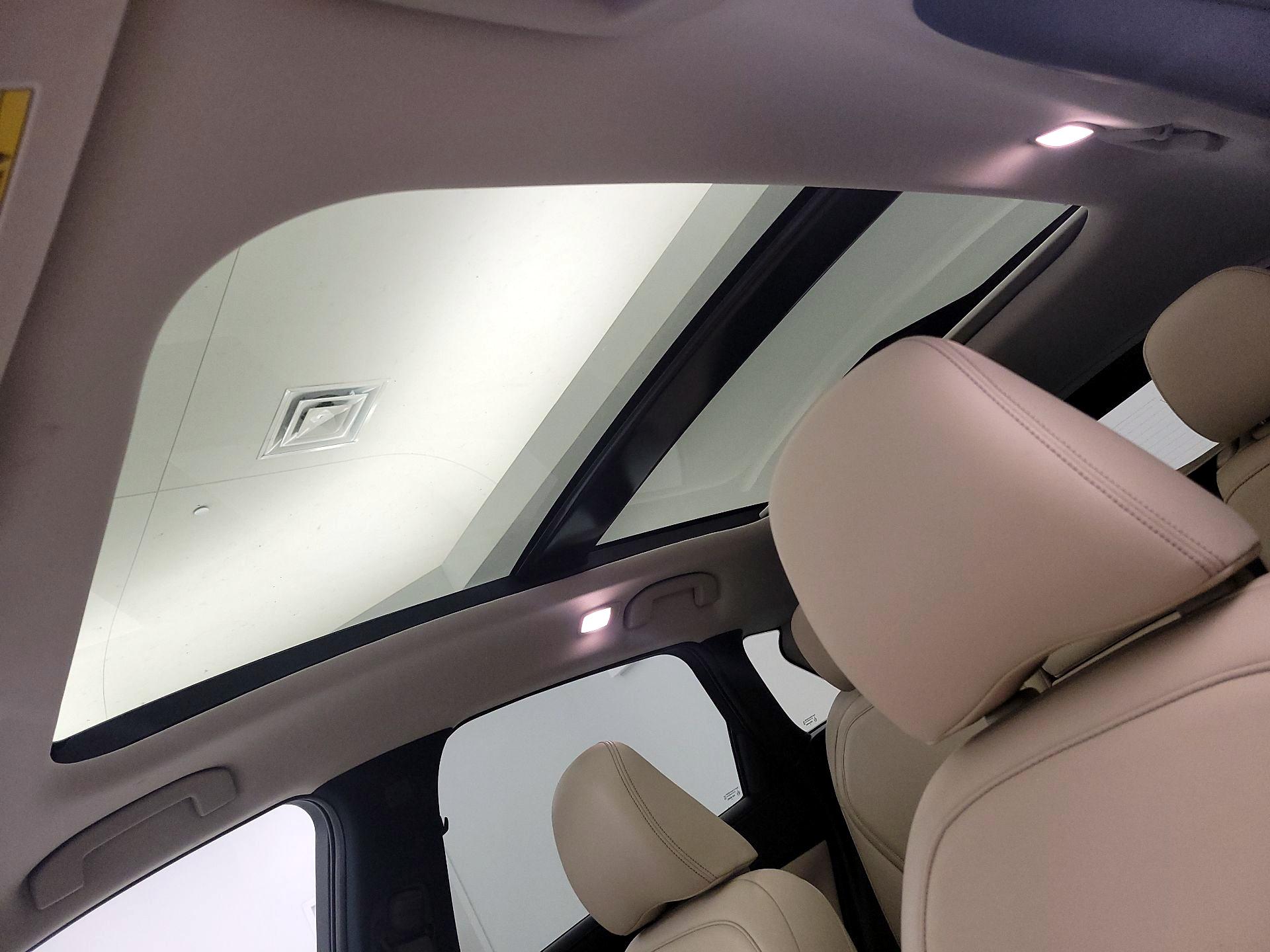 Thumbnail: 2019 INFINITI QX50 - 19