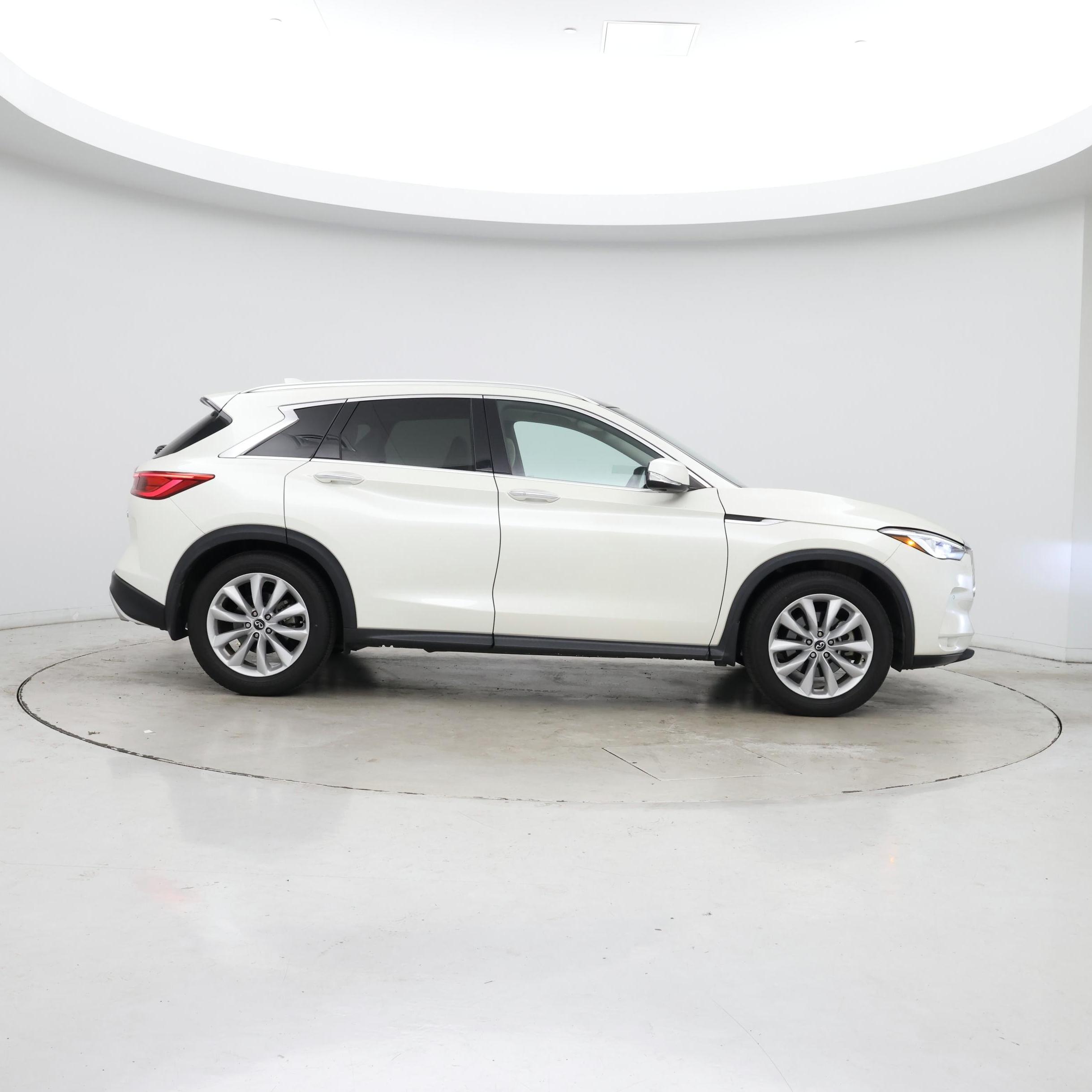 Thumbnail: 2019 INFINITI QX50 - 7