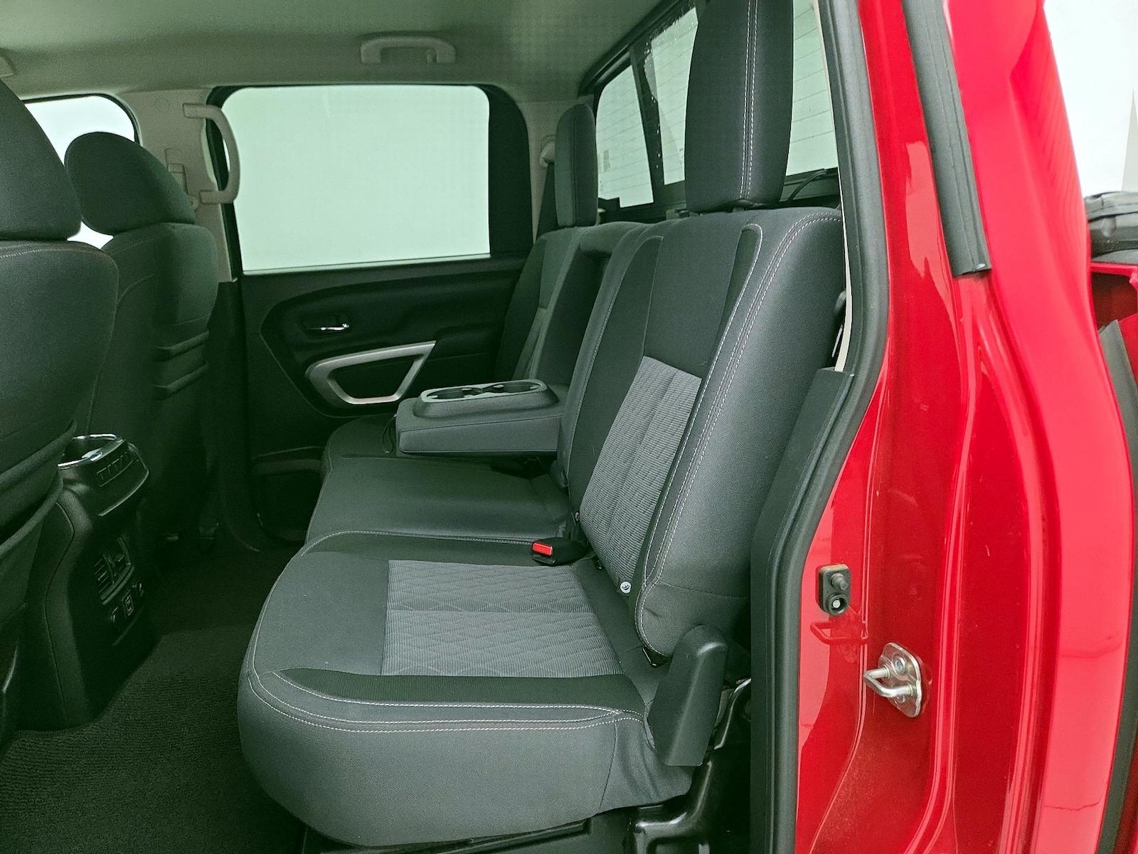 2021 Nissan Titan XD SV - Photo 20