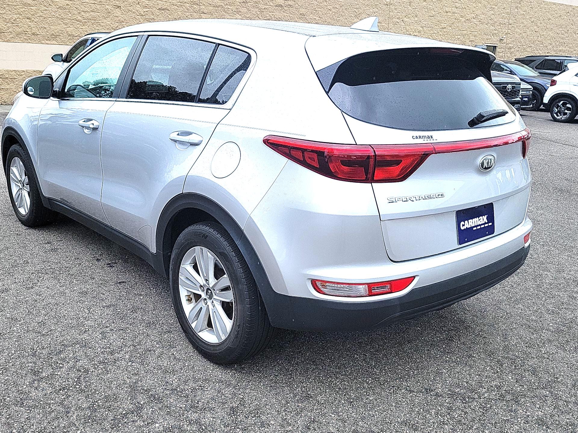 Thumbnail: 2017 Kia Sportage - 7