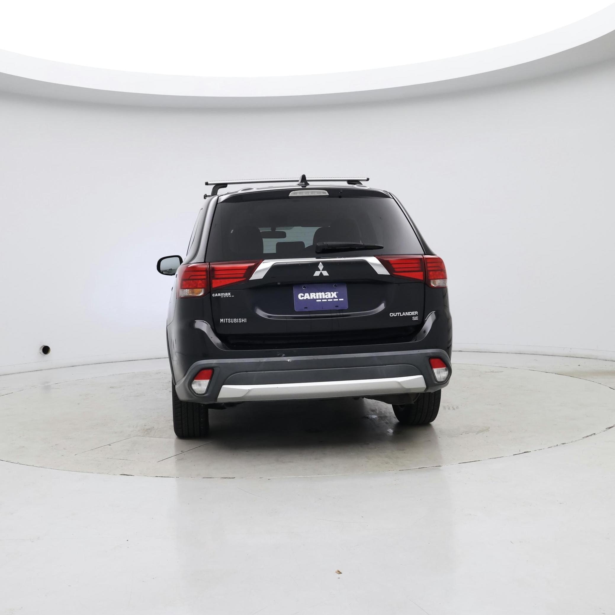 Thumbnail: 2018 Mitsubishi Outlander - 6