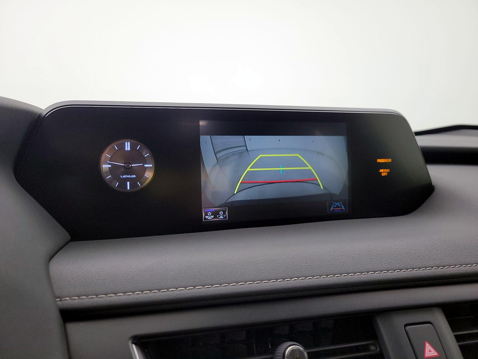 Thumbnail: 2020 Lexus UX - 14