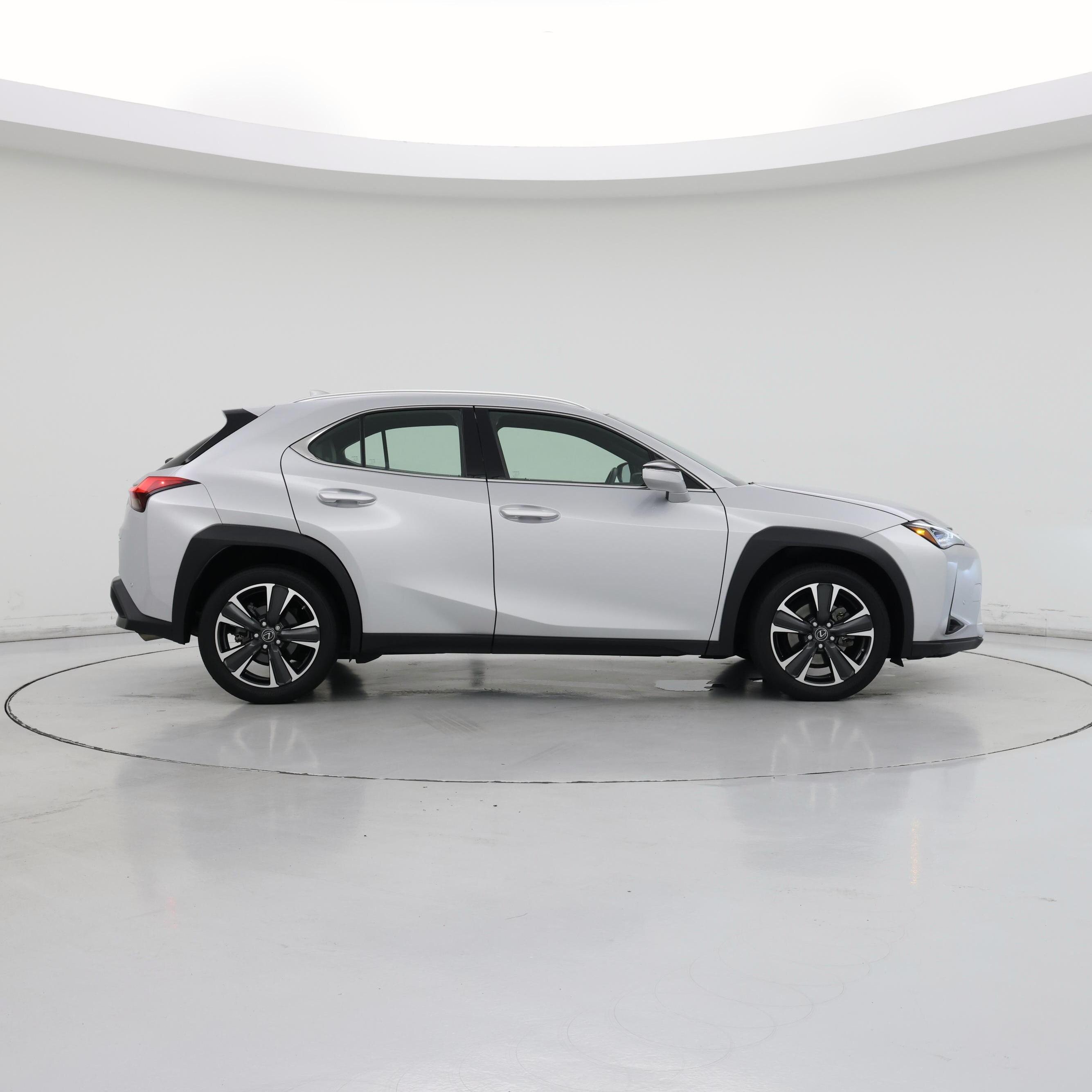 Thumbnail: 2020 Lexus UX - 7