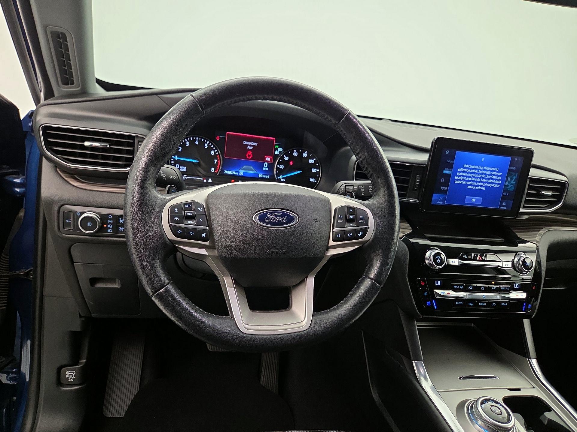 Thumbnail: 2021 Ford Explorer - 10