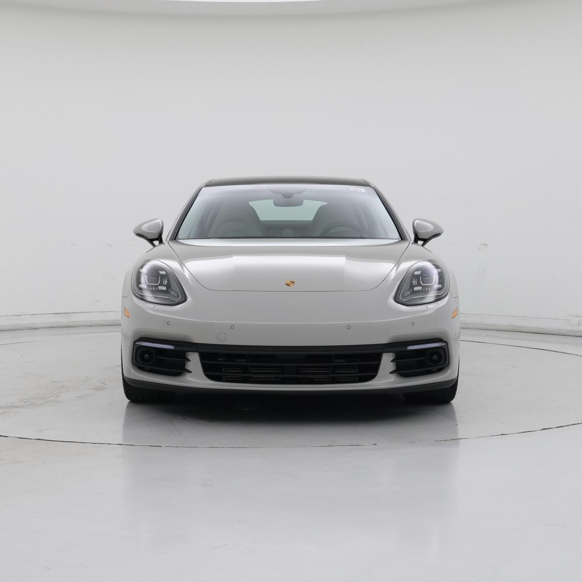 Thumbnail: 2020 Porsche Panamera - 5