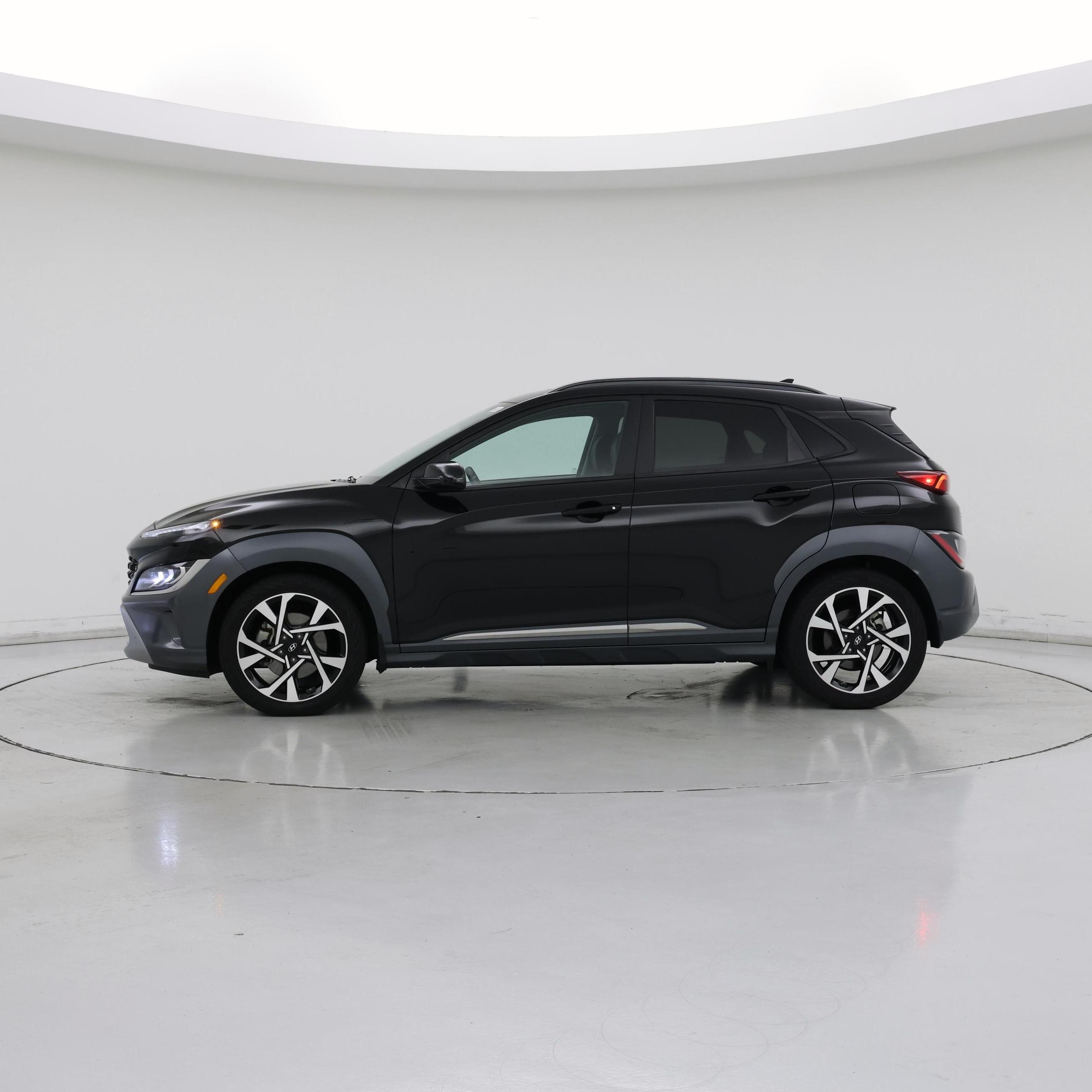 Thumbnail: 2023 Hyundai Kona - 3