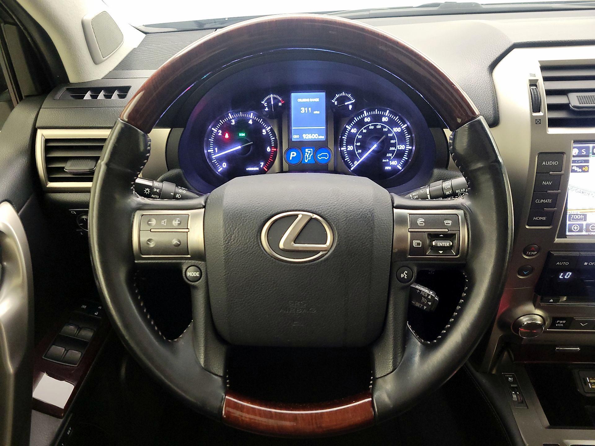 Thumbnail: 2016 Lexus GX - 10