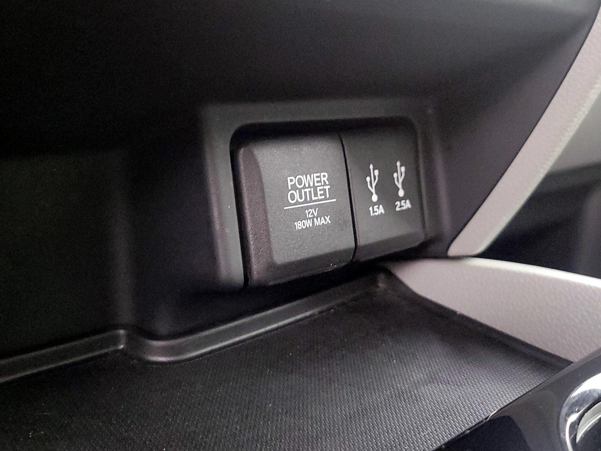 Thumbnail: 2016 Honda Pilot - 18