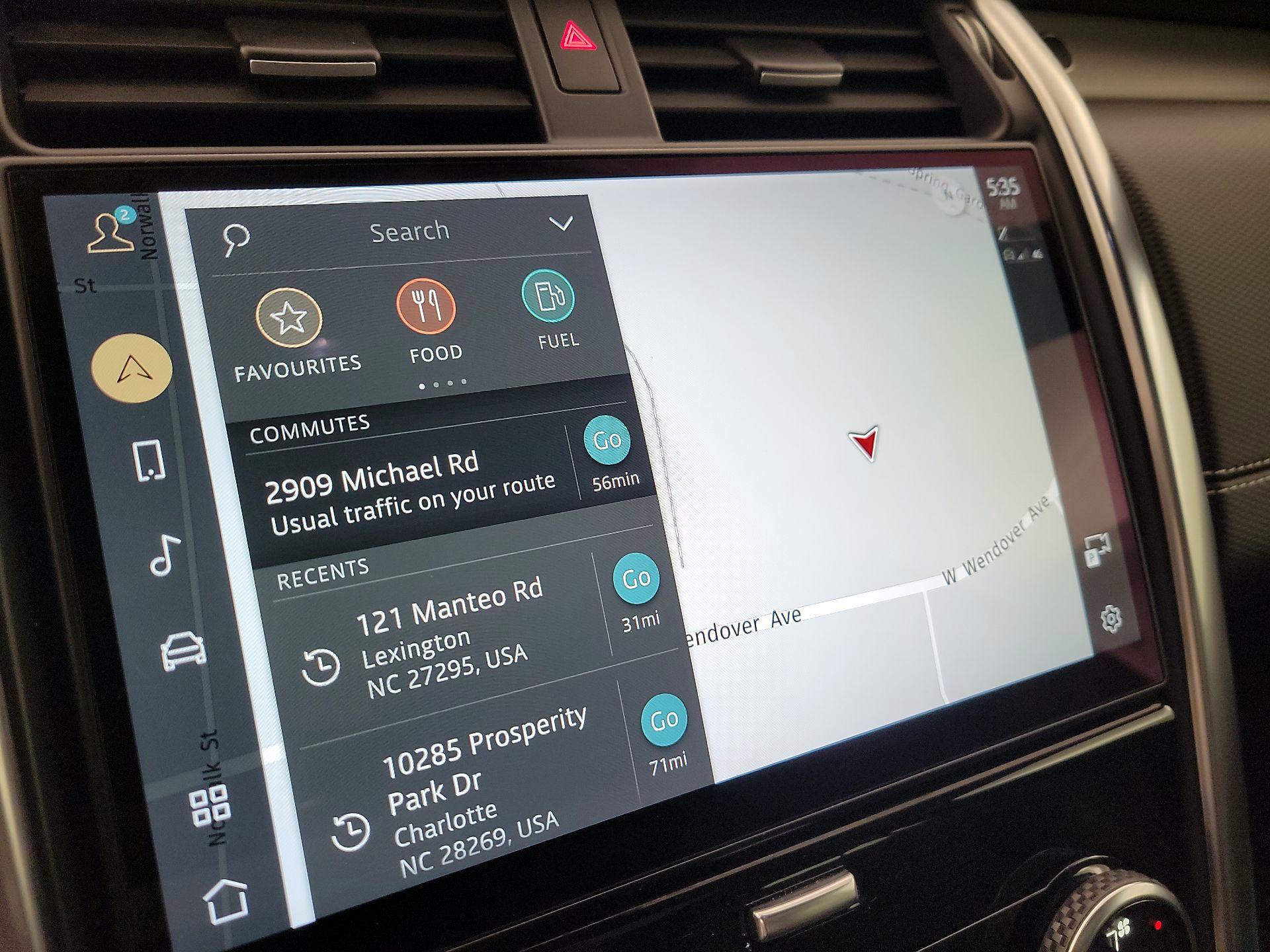 Thumbnail: 2021 Land Rover Discovery - 14