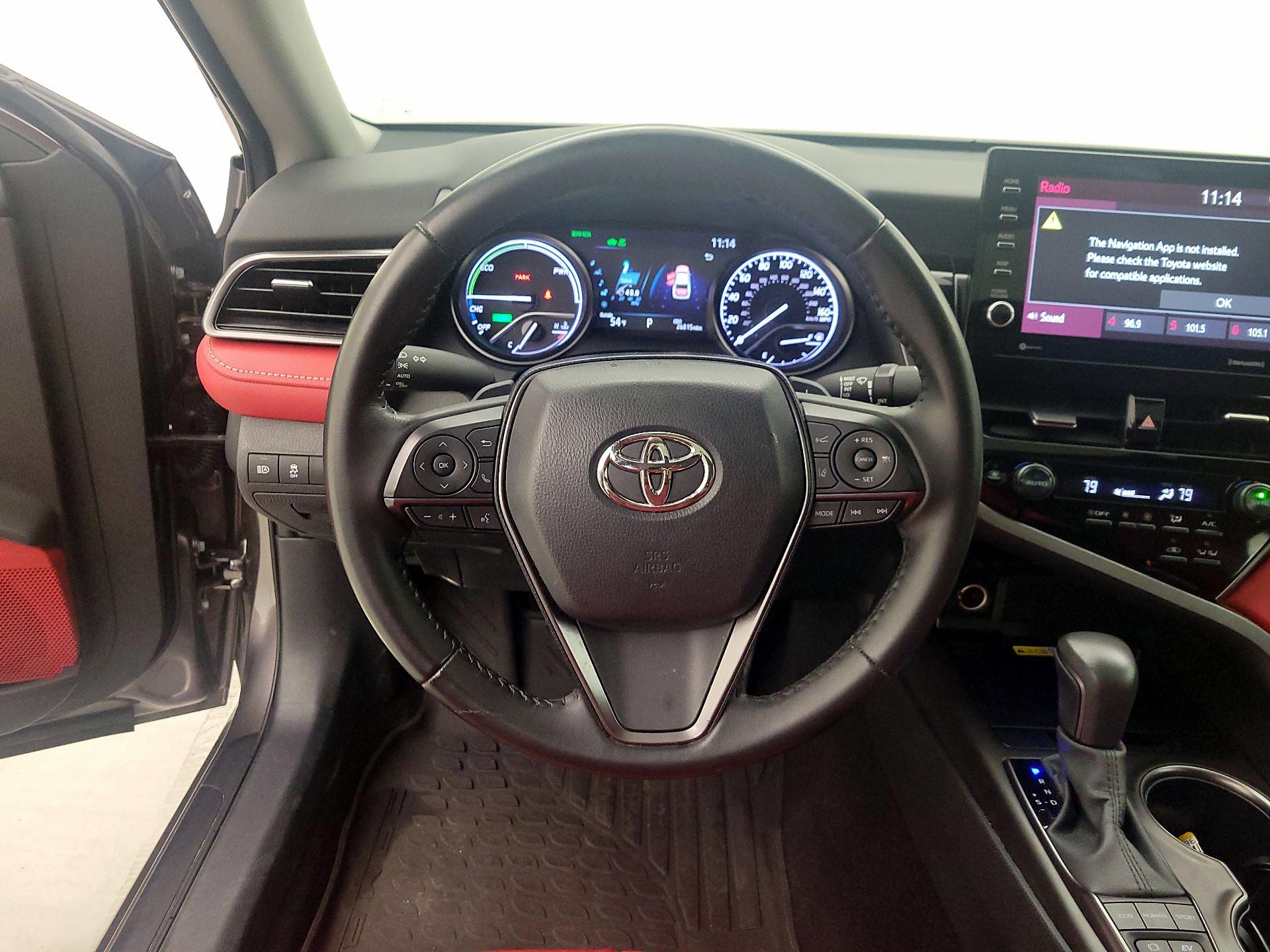 Thumbnail: 2024 Toyota Camry - 10