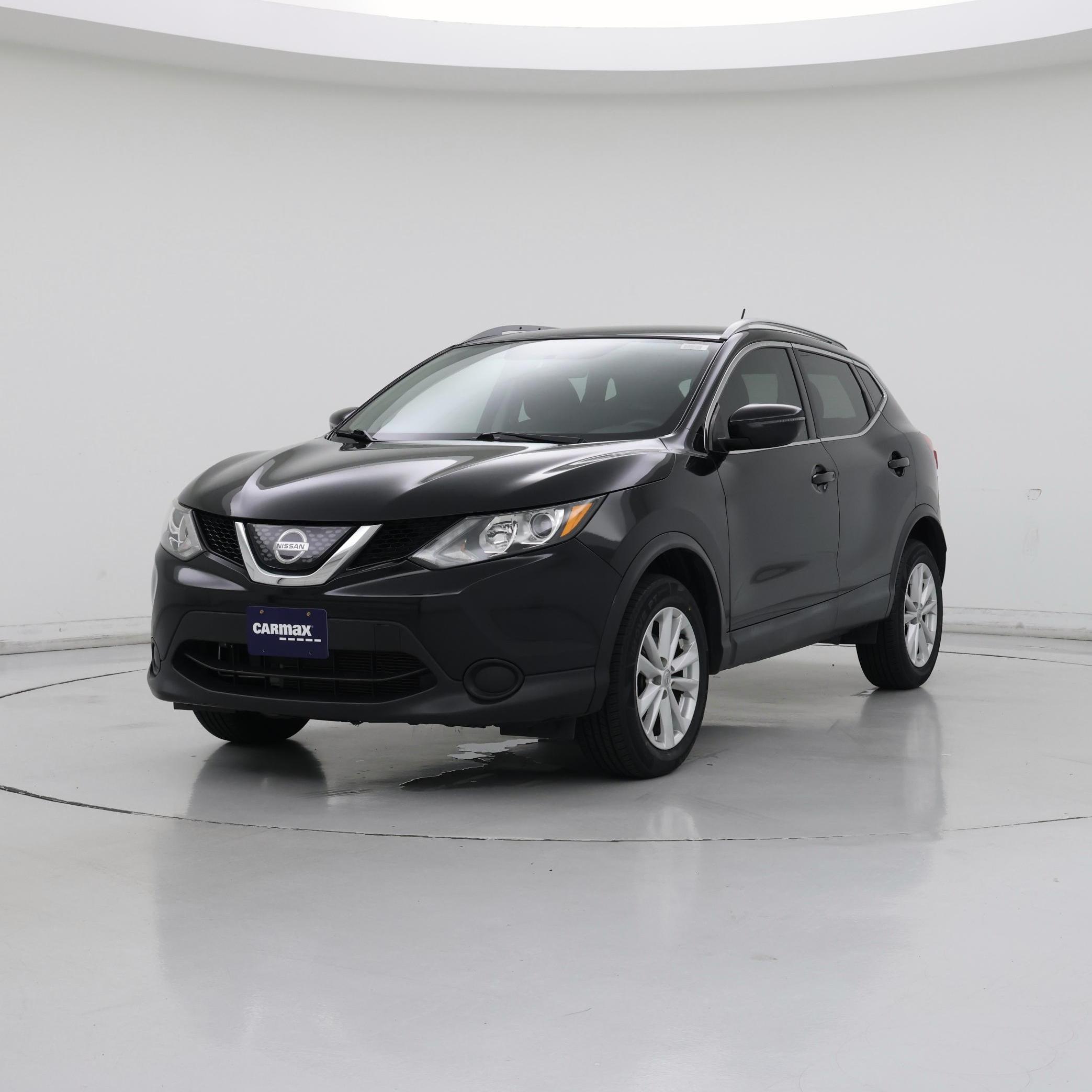 Thumbnail: 2018 Nissan Rogue Sport - 4
