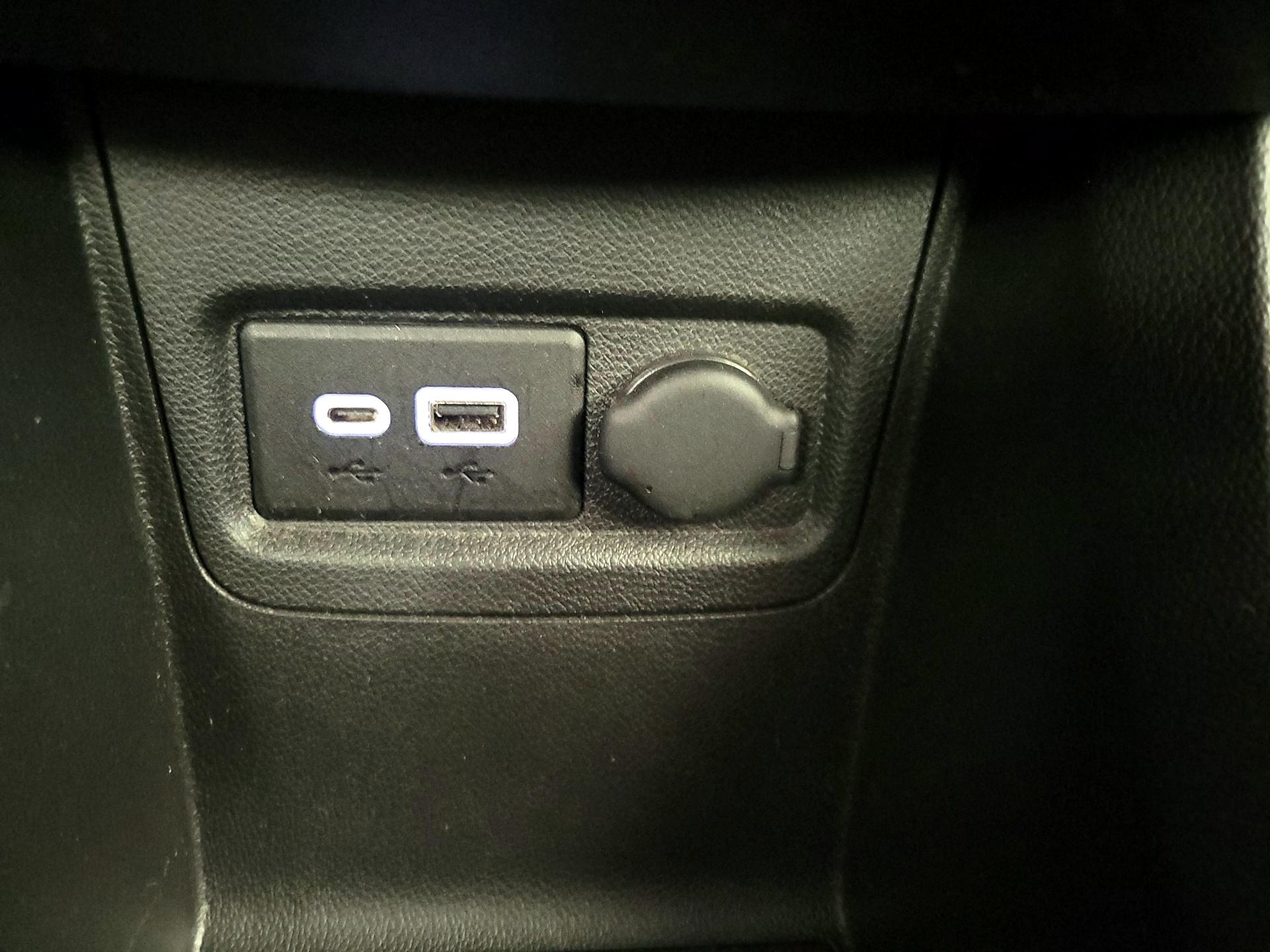 Thumbnail: 2020 Chevrolet Spark - 18
