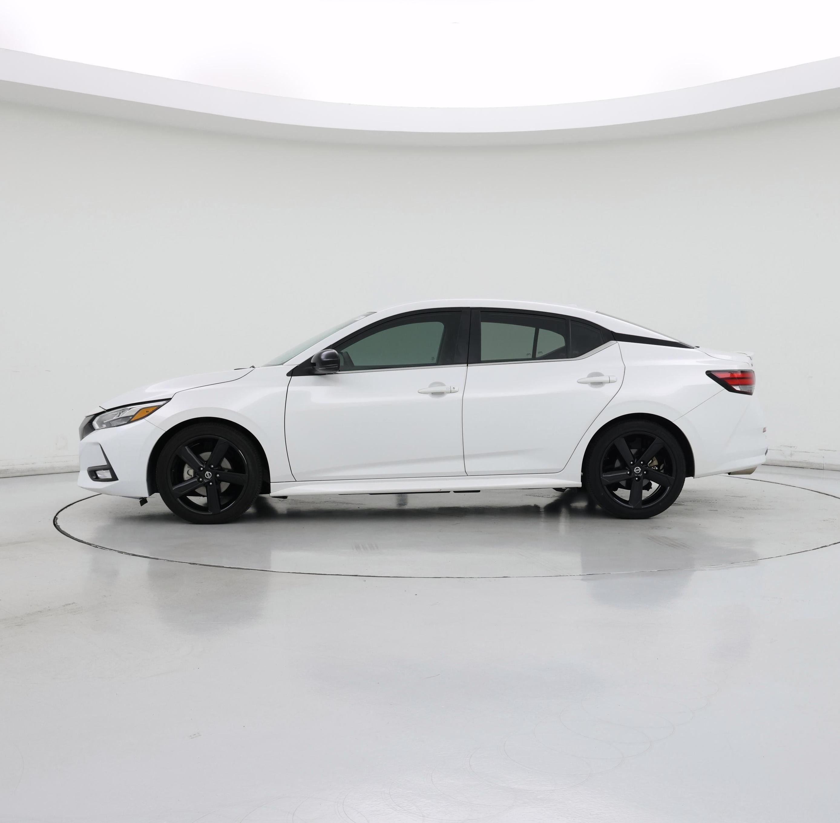 Thumbnail: 2023 Nissan Sentra - 3