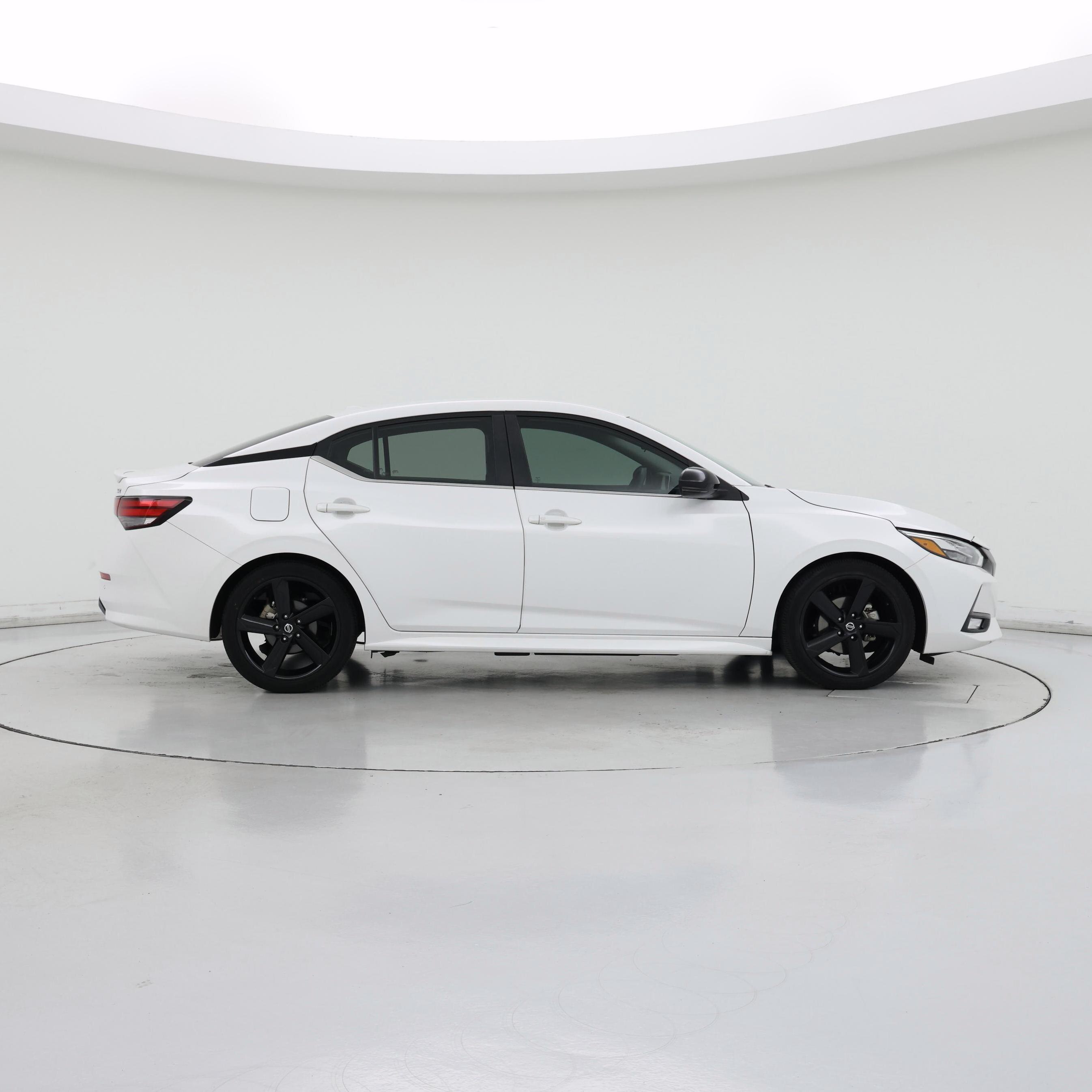 Thumbnail: 2023 Nissan Sentra - 7