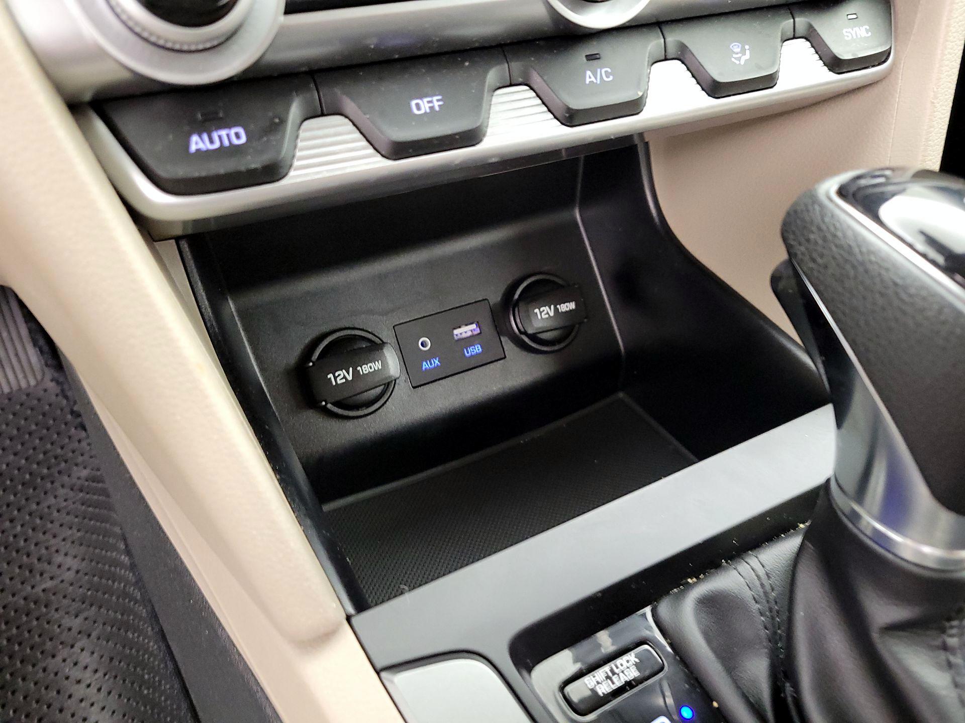 Thumbnail: 2020 Hyundai Elantra - 18