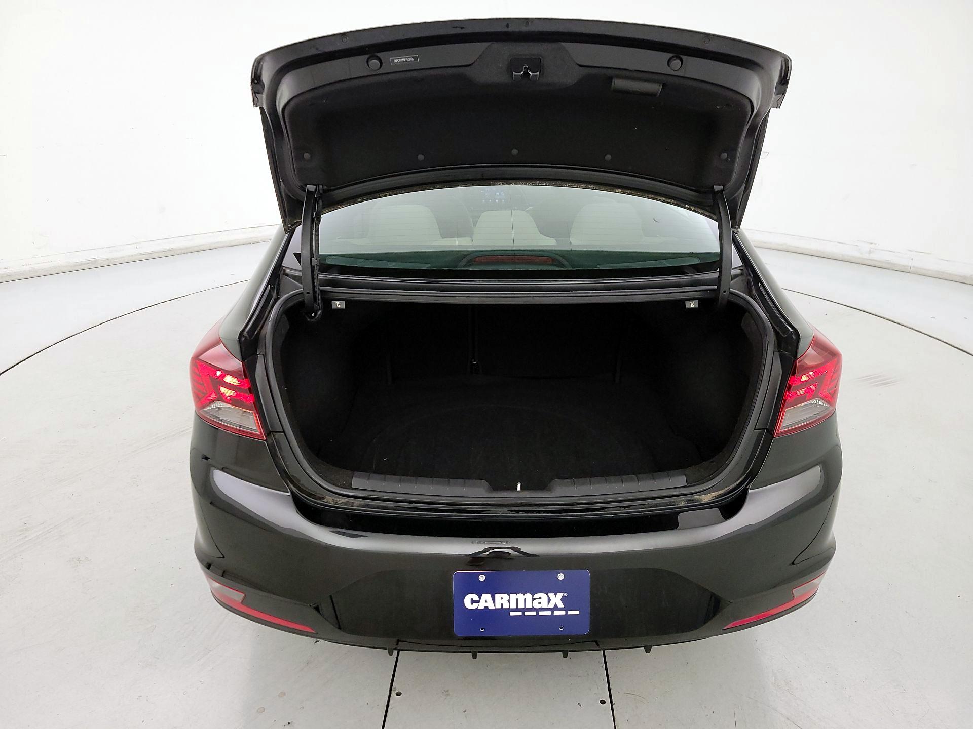 Thumbnail: 2020 Hyundai Elantra - 20