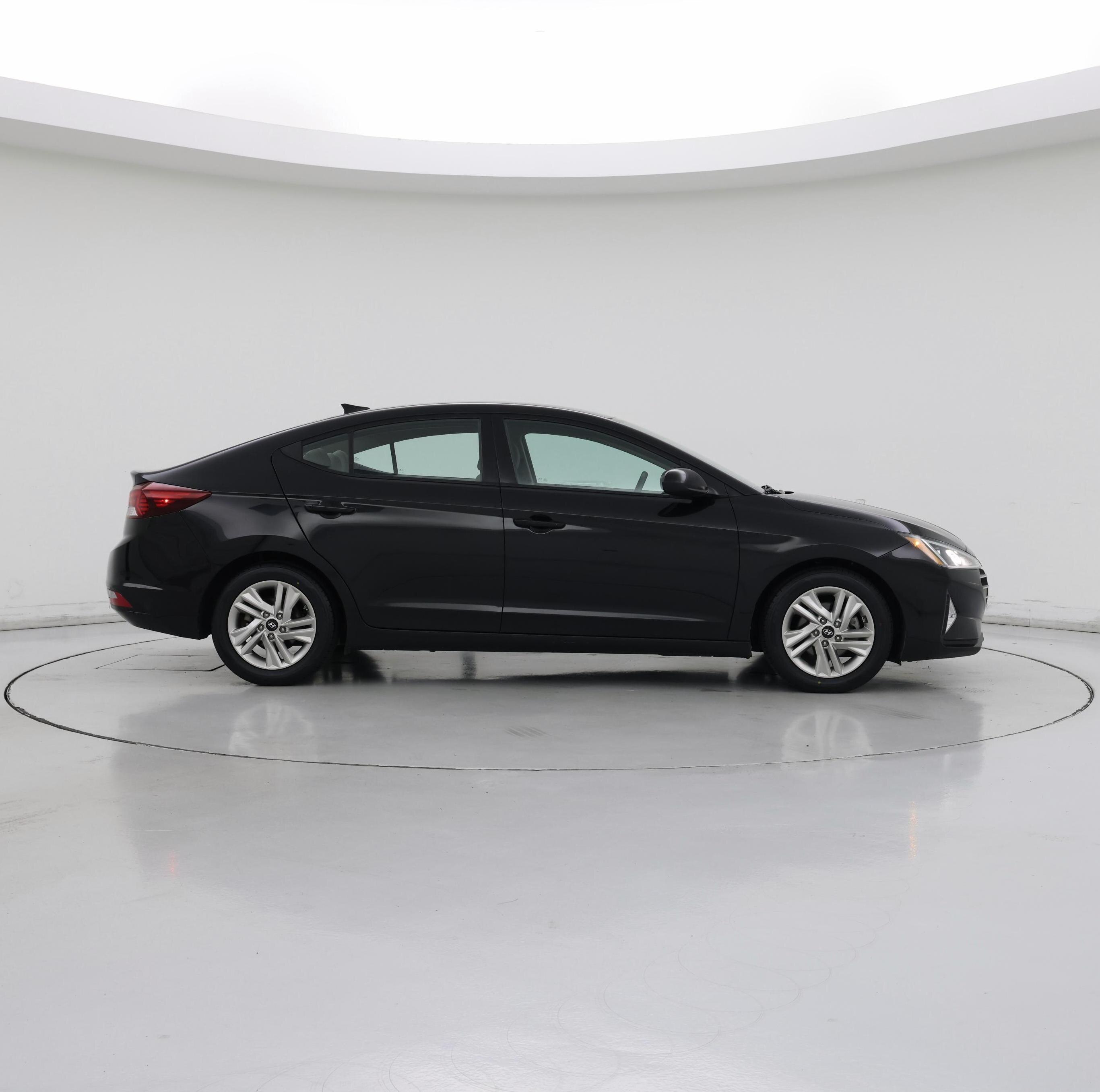 Thumbnail: 2020 Hyundai Elantra - 7