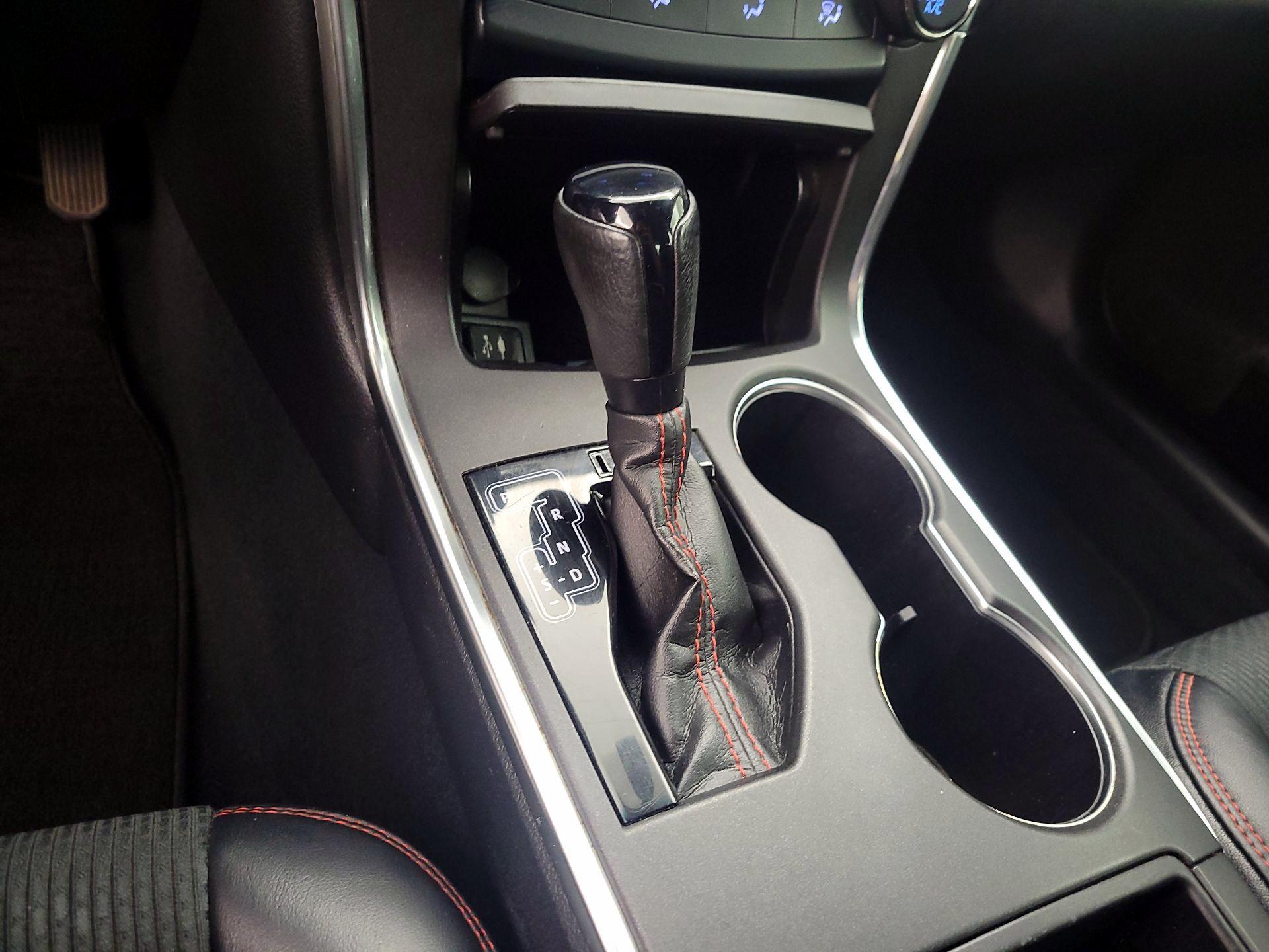 Thumbnail: 2017 Toyota Camry - 17