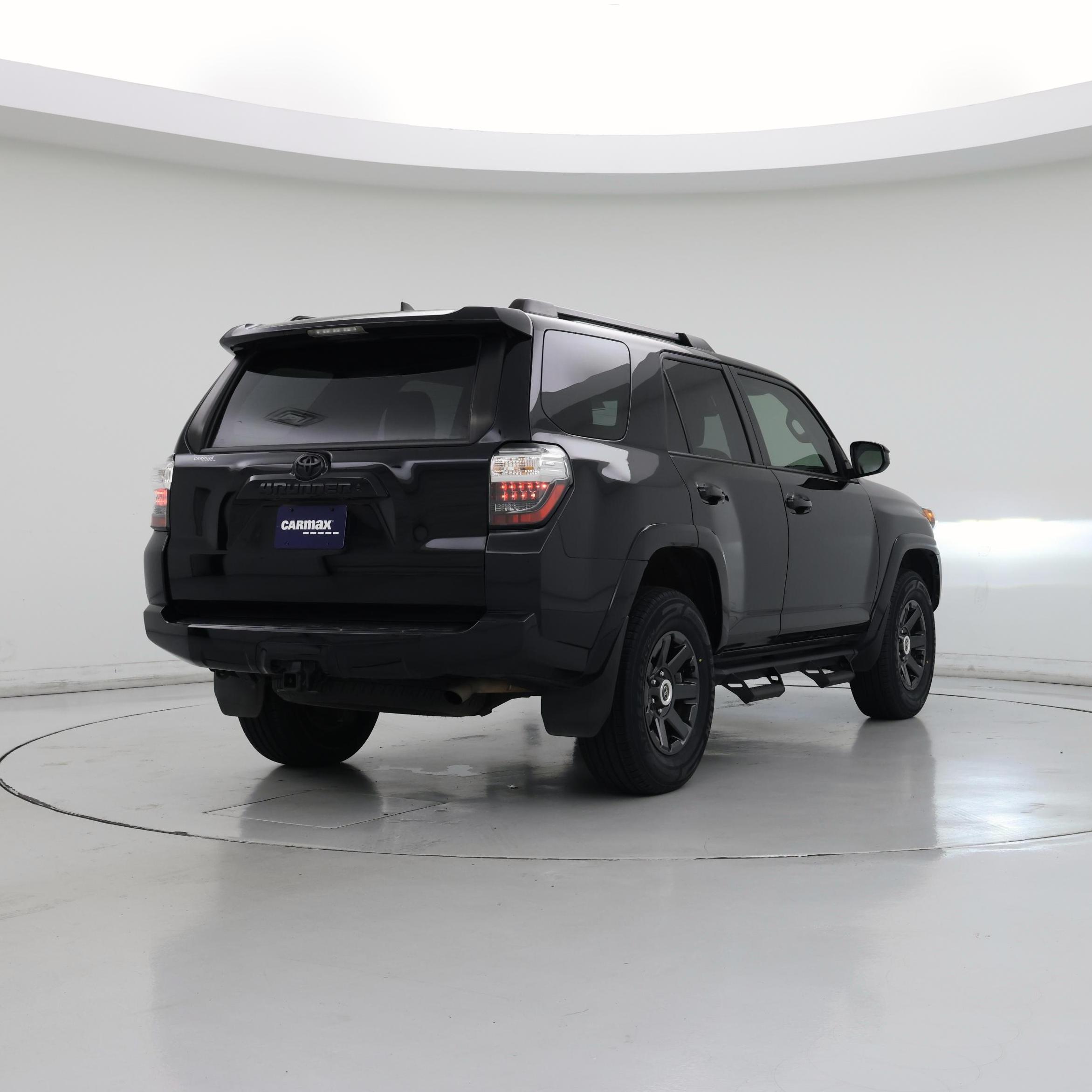 Thumbnail: 2022 Toyota 4Runner - 8