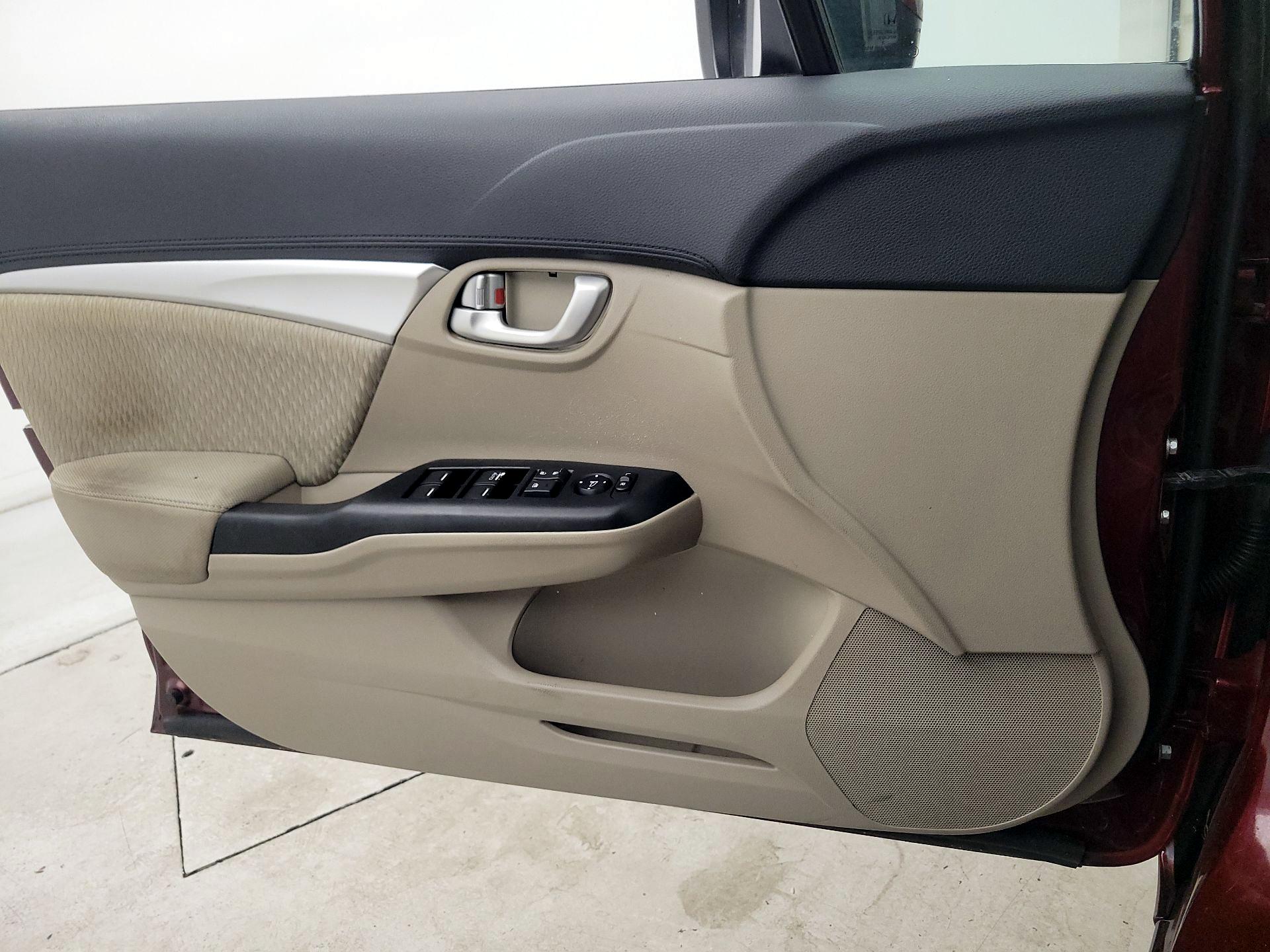 Thumbnail: 2014 Honda Civic - 12