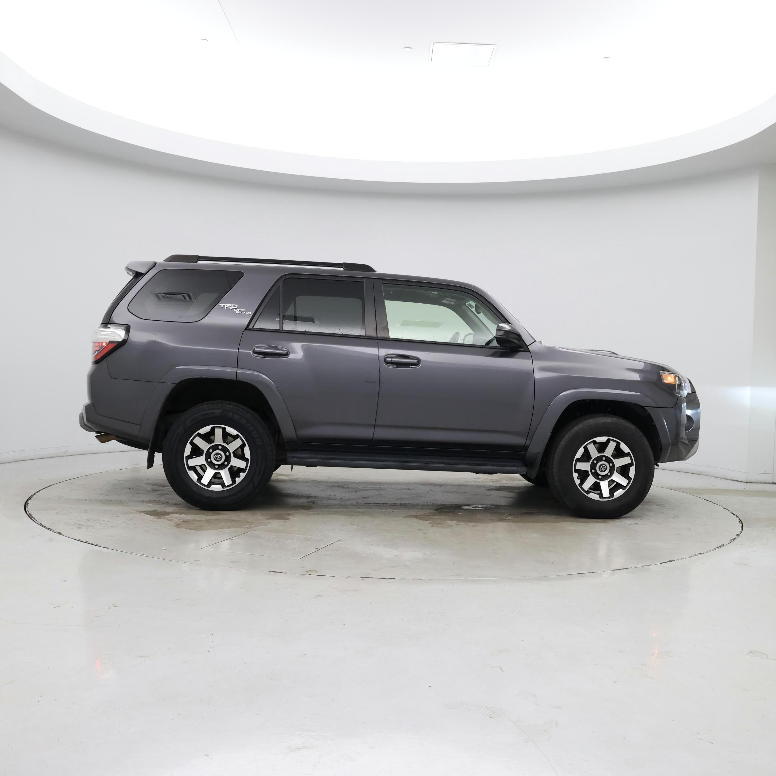 Thumbnail: 2021 Toyota 4Runner - 7
