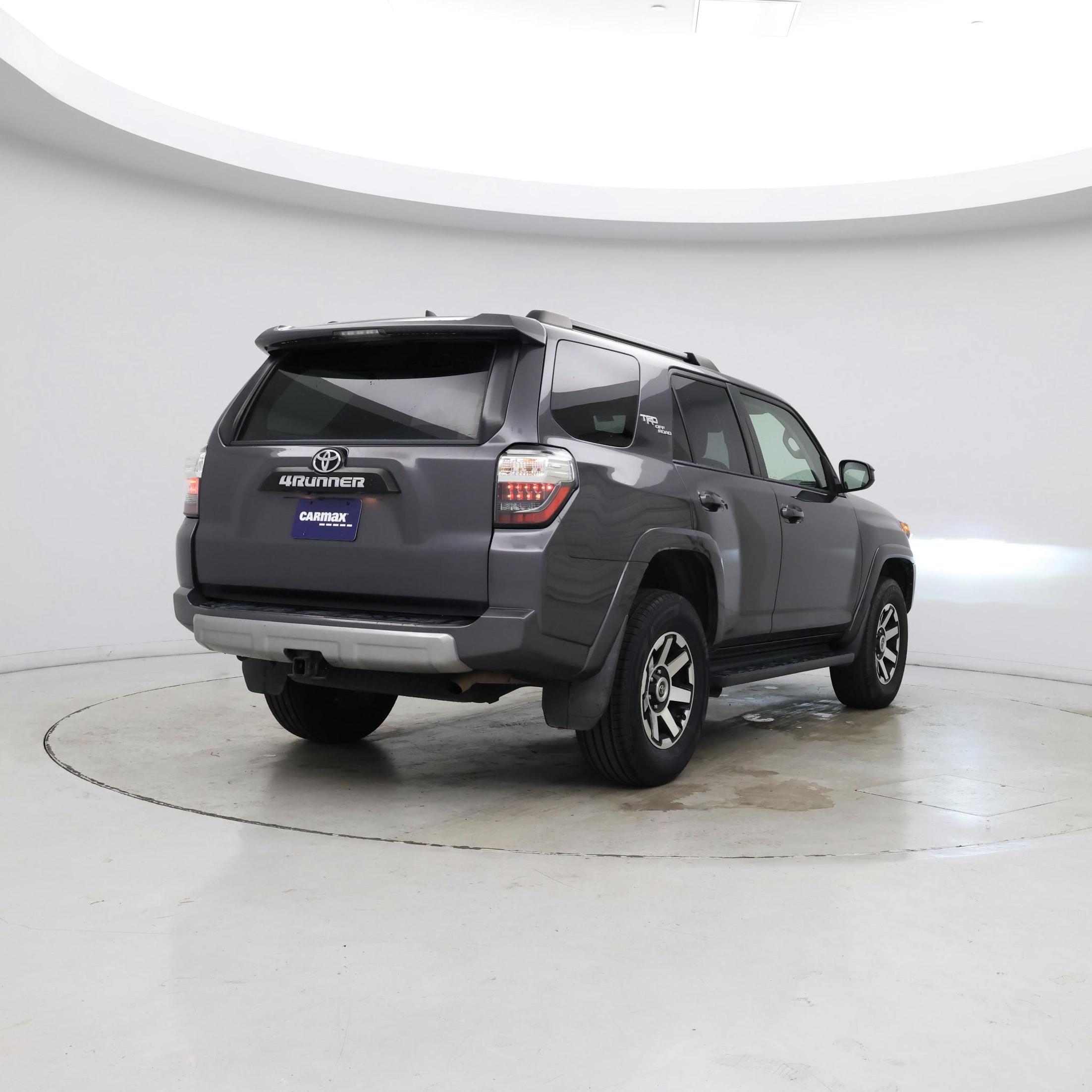 Thumbnail: 2021 Toyota 4Runner - 8