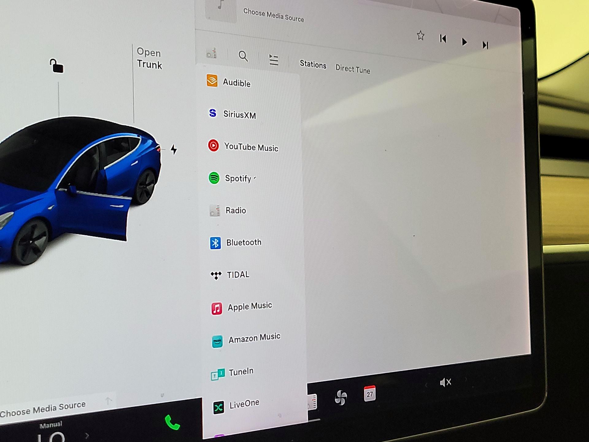 Thumbnail: 2020 Tesla Model 3 - 15