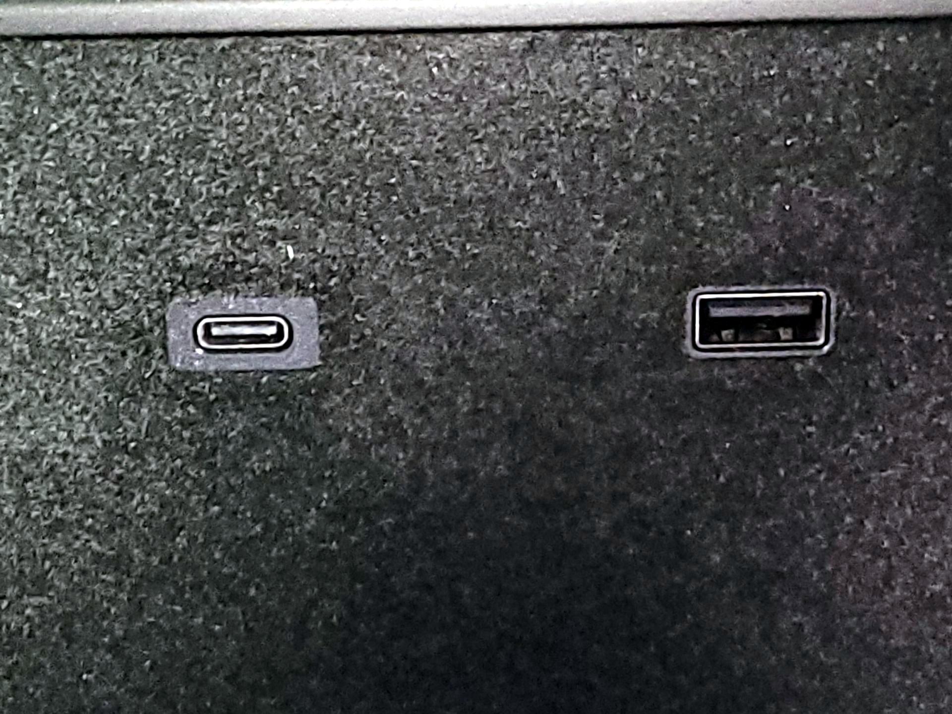 Thumbnail: 2020 Tesla Model 3 - 18