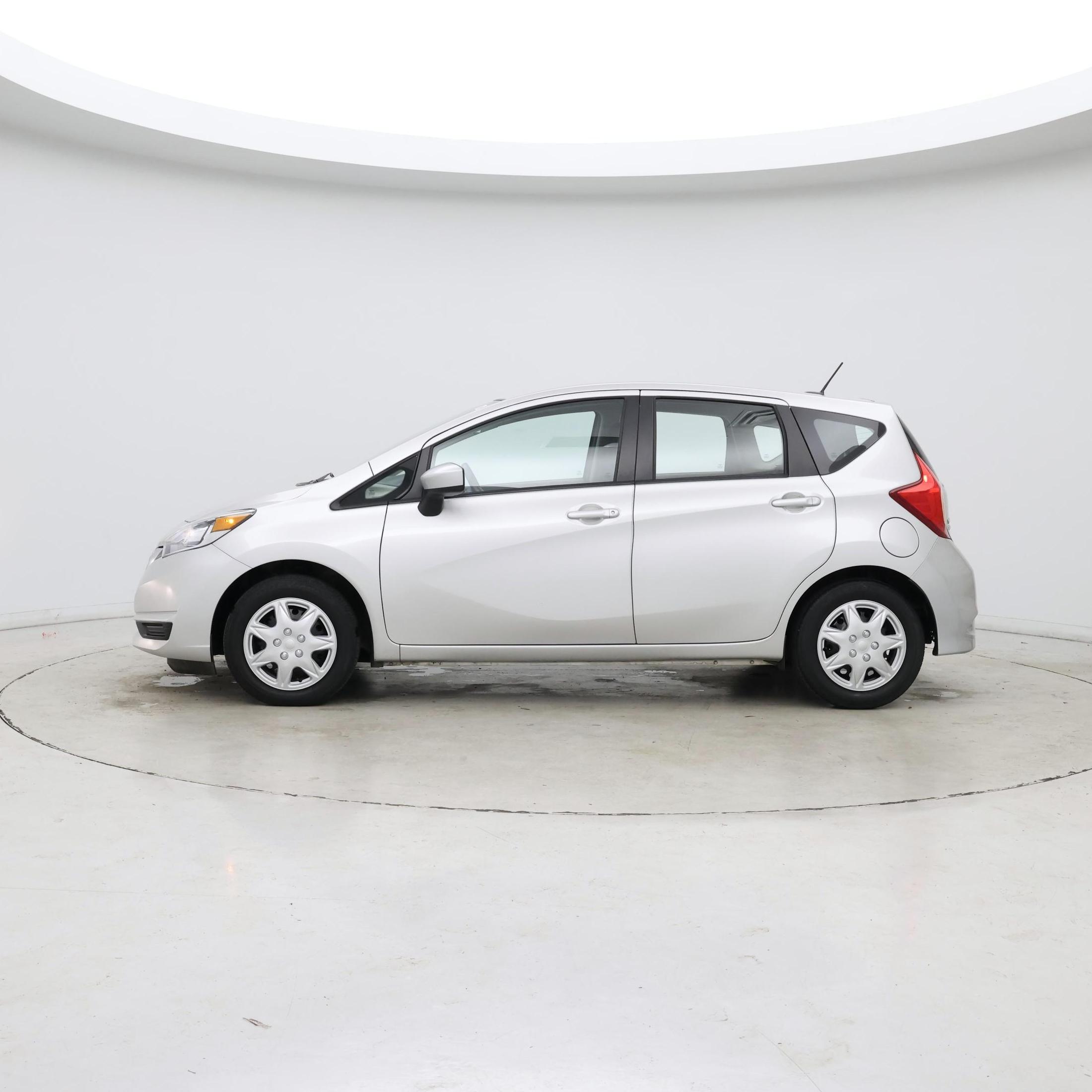 Thumbnail: 2018 Nissan Versa Note - 3