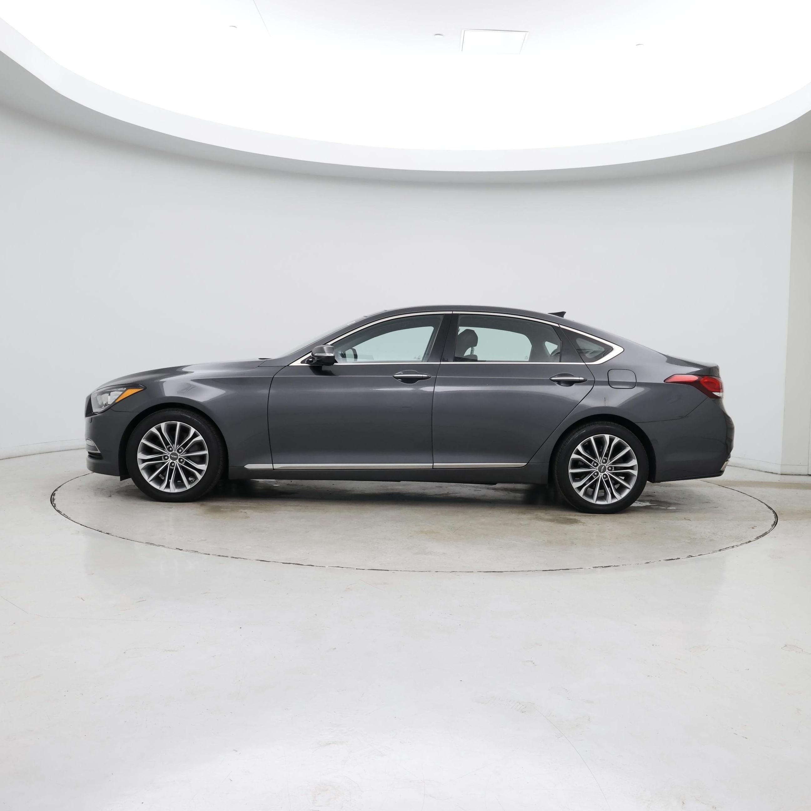 Thumbnail: 2017 Genesis G80 - 3