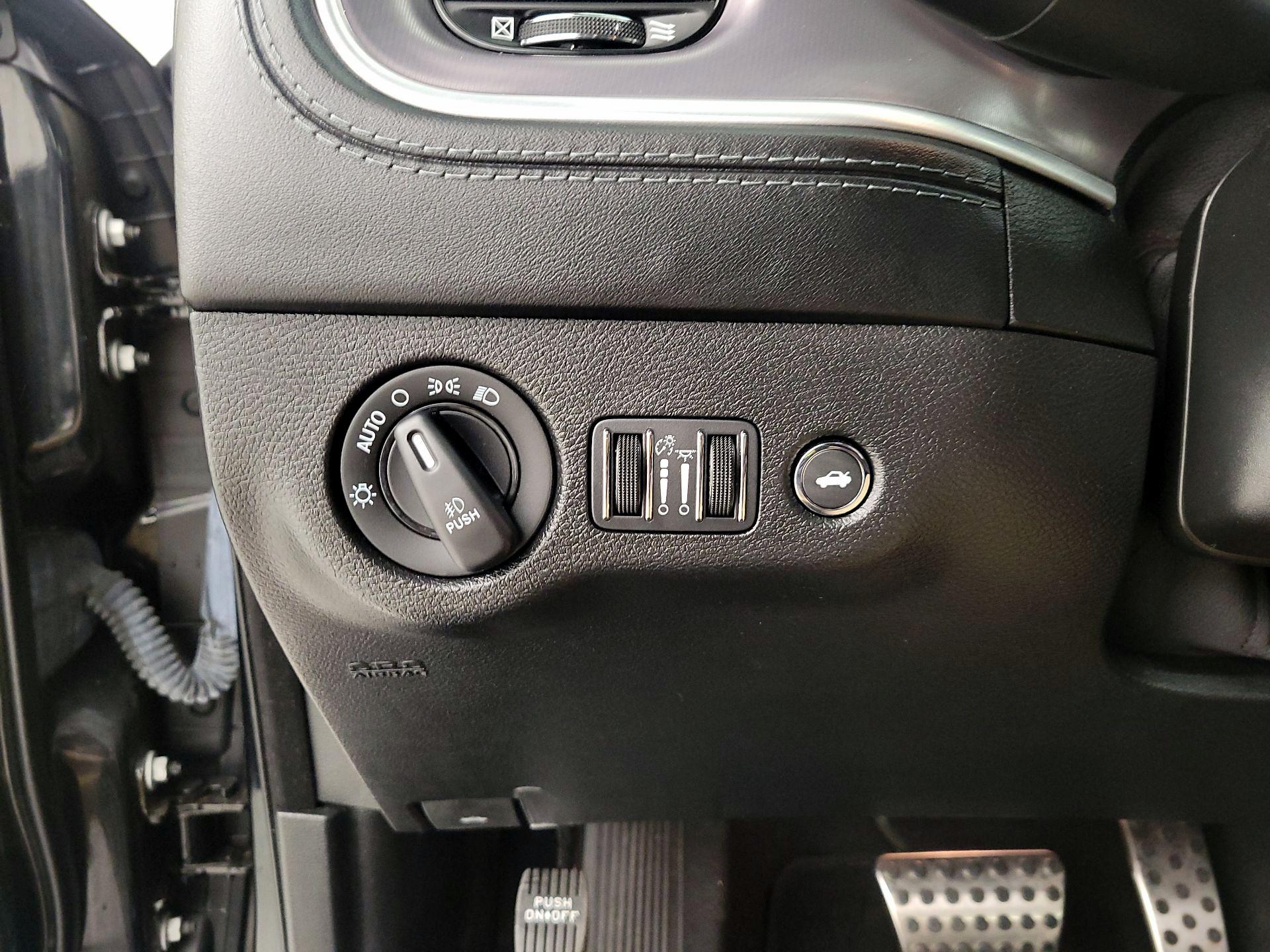 Thumbnail: 2021 Dodge Charger - 13