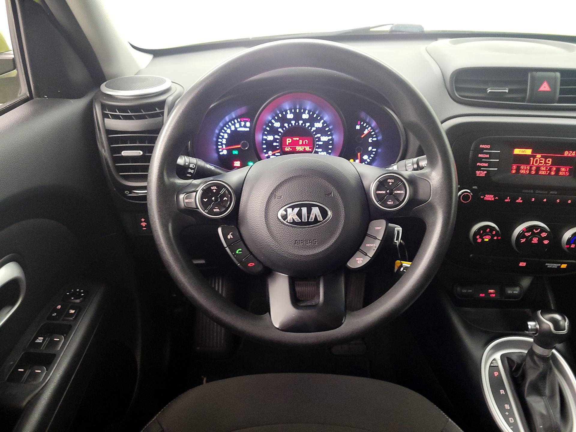 Thumbnail: 2016 Kia Soul - 10