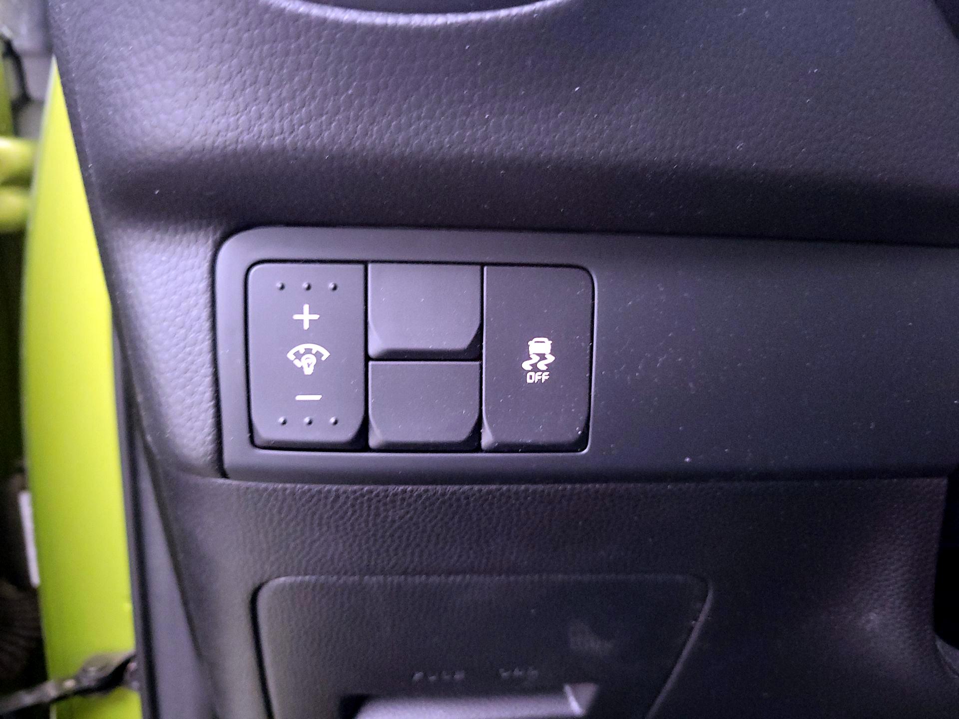 Thumbnail: 2016 Kia Soul - 13