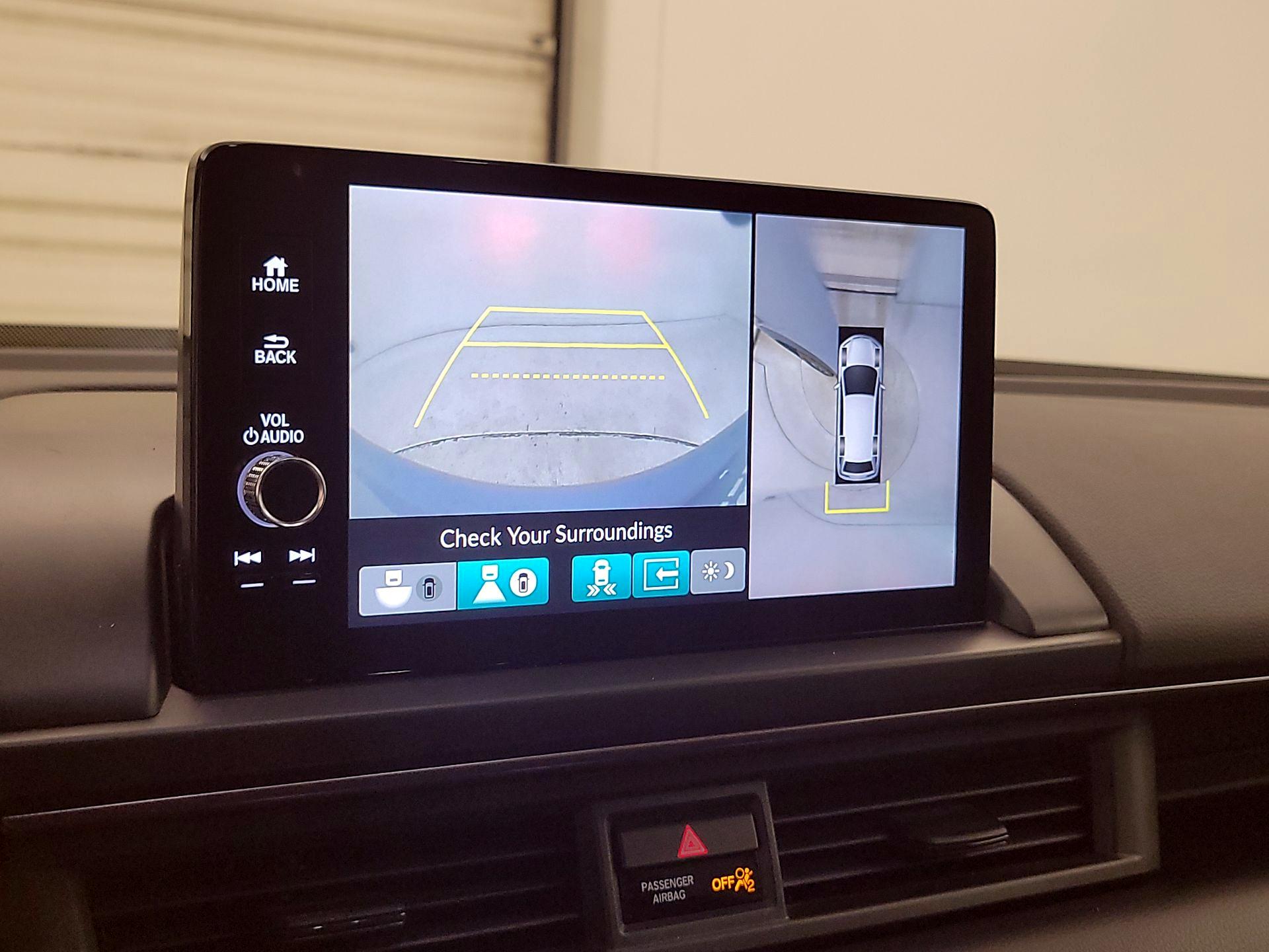 Thumbnail: 2023 Honda Pilot - 14