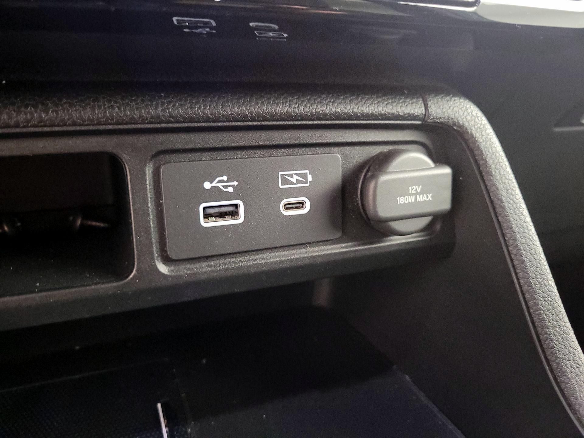 Thumbnail: 2023 Honda Pilot - 18