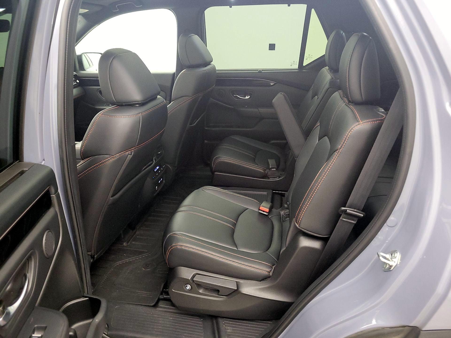 Thumbnail: 2023 Honda Pilot - 20