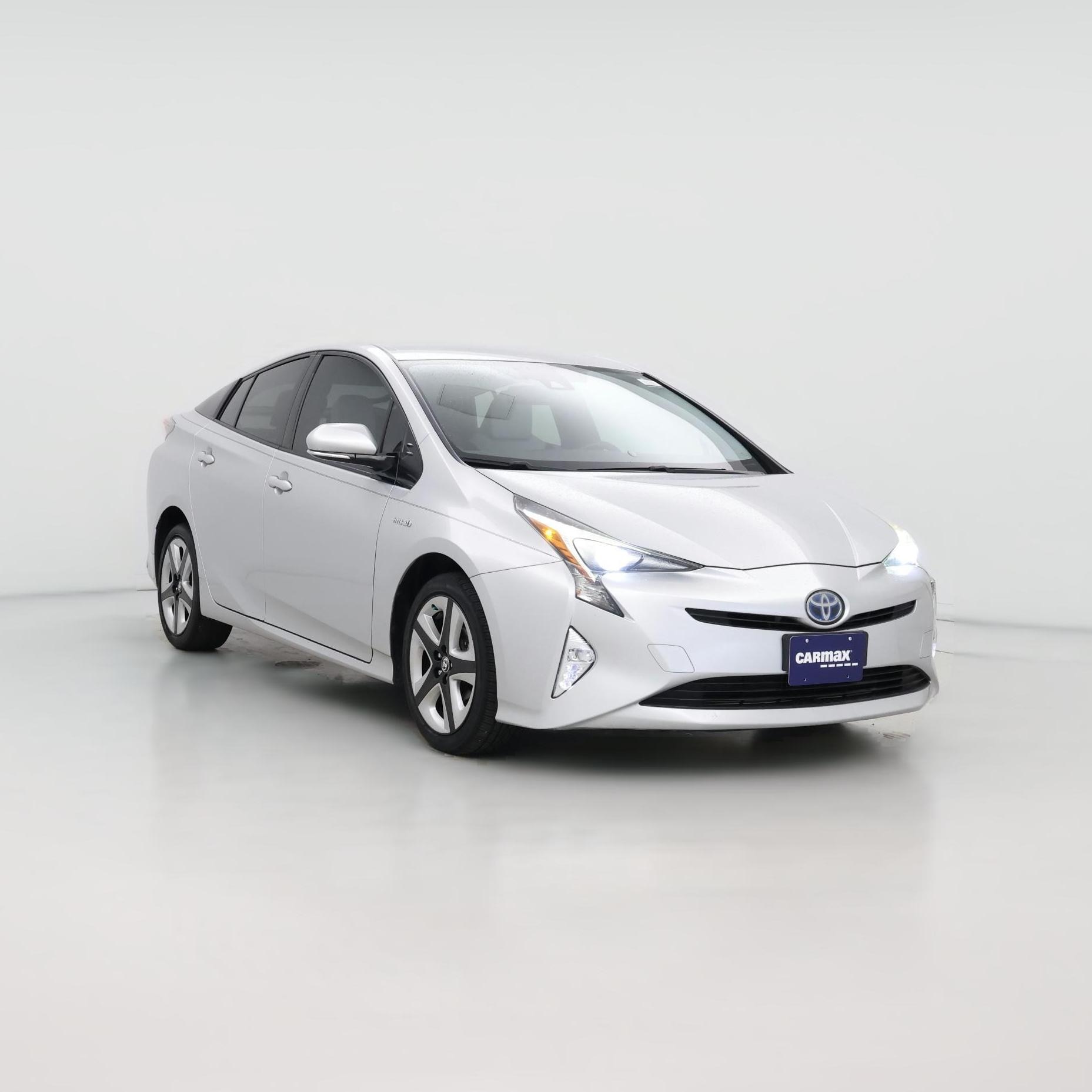 Thumbnail: 2017 Toyota Prius - 1