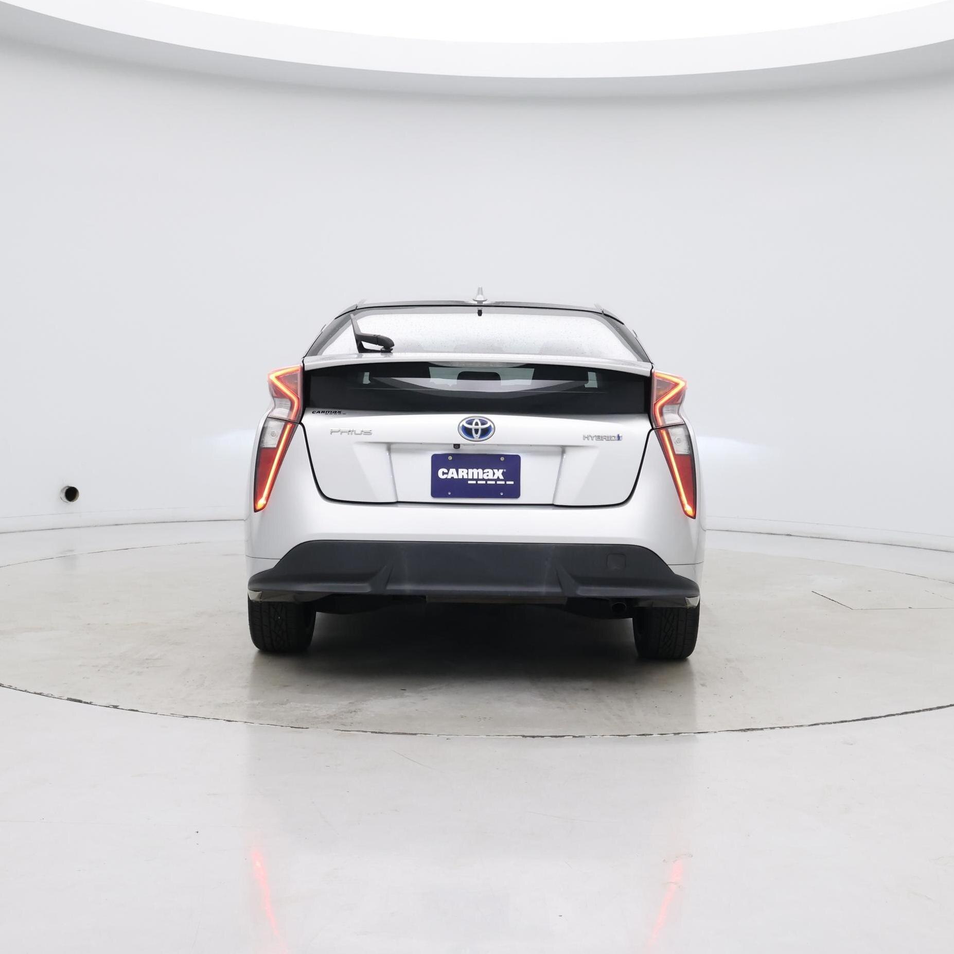 Thumbnail: 2017 Toyota Prius - 6
