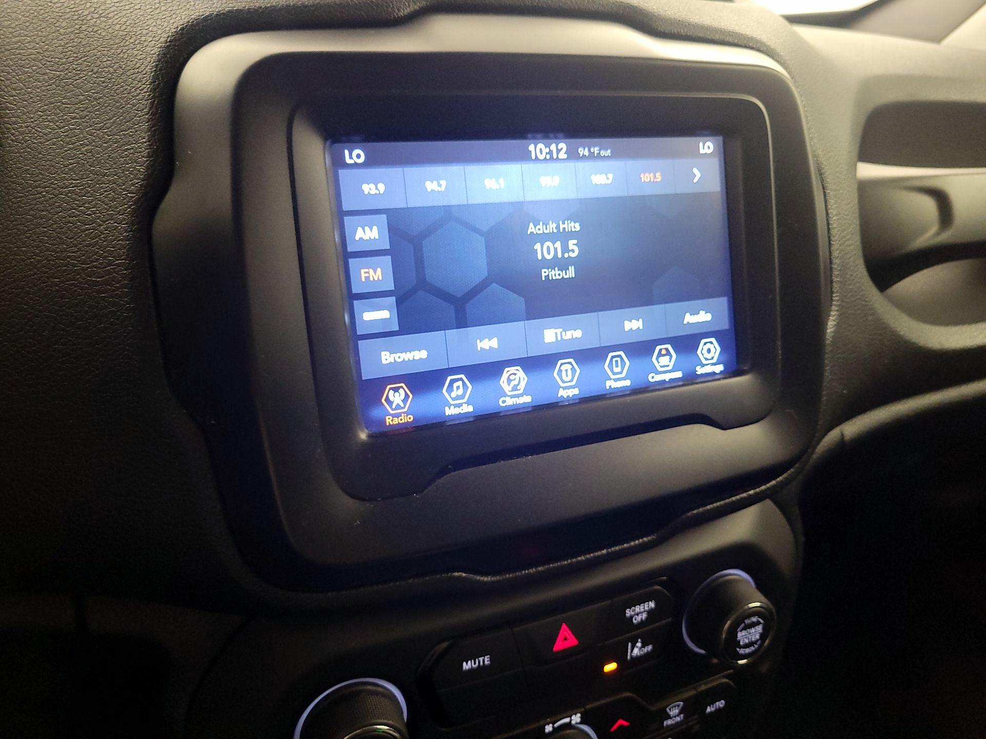 Thumbnail: 2021 Jeep Renegade - 15