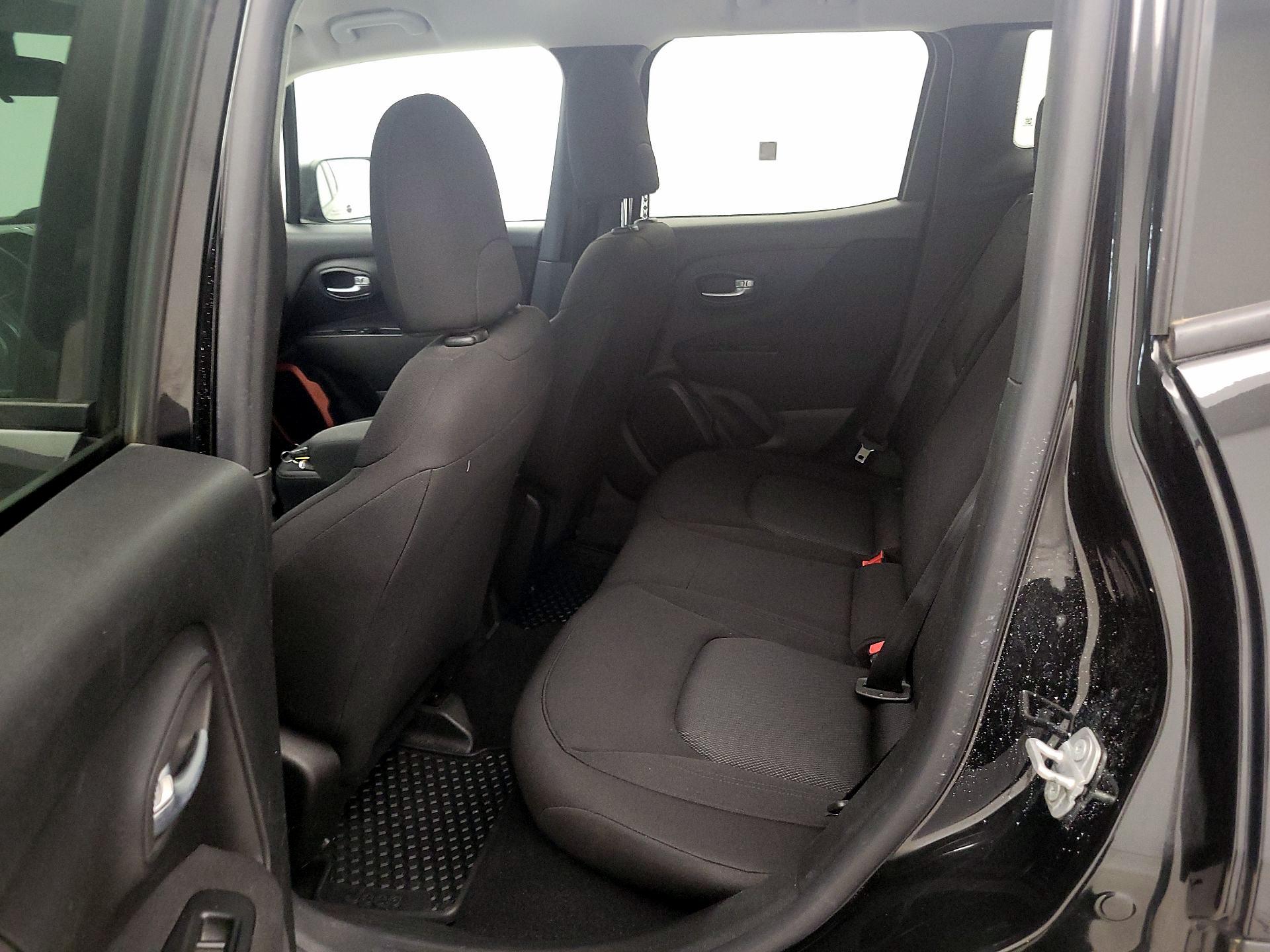 Thumbnail: 2021 Jeep Renegade - 19