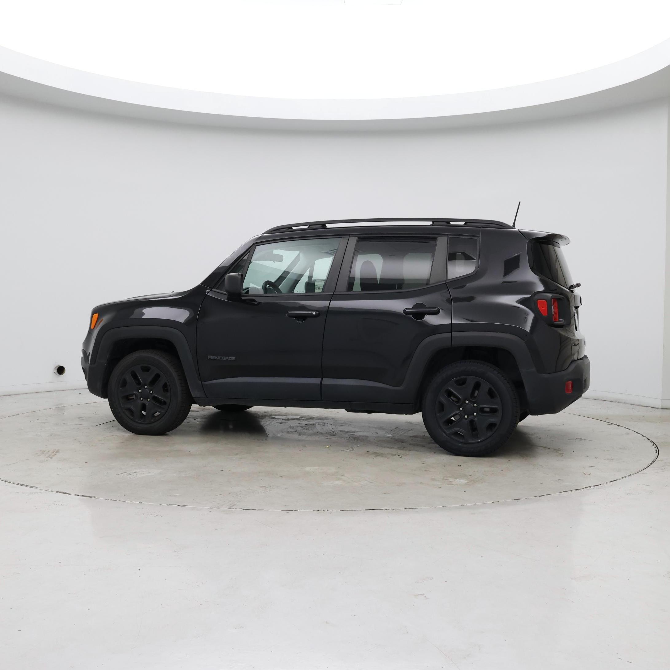 Thumbnail: 2021 Jeep Renegade - 3